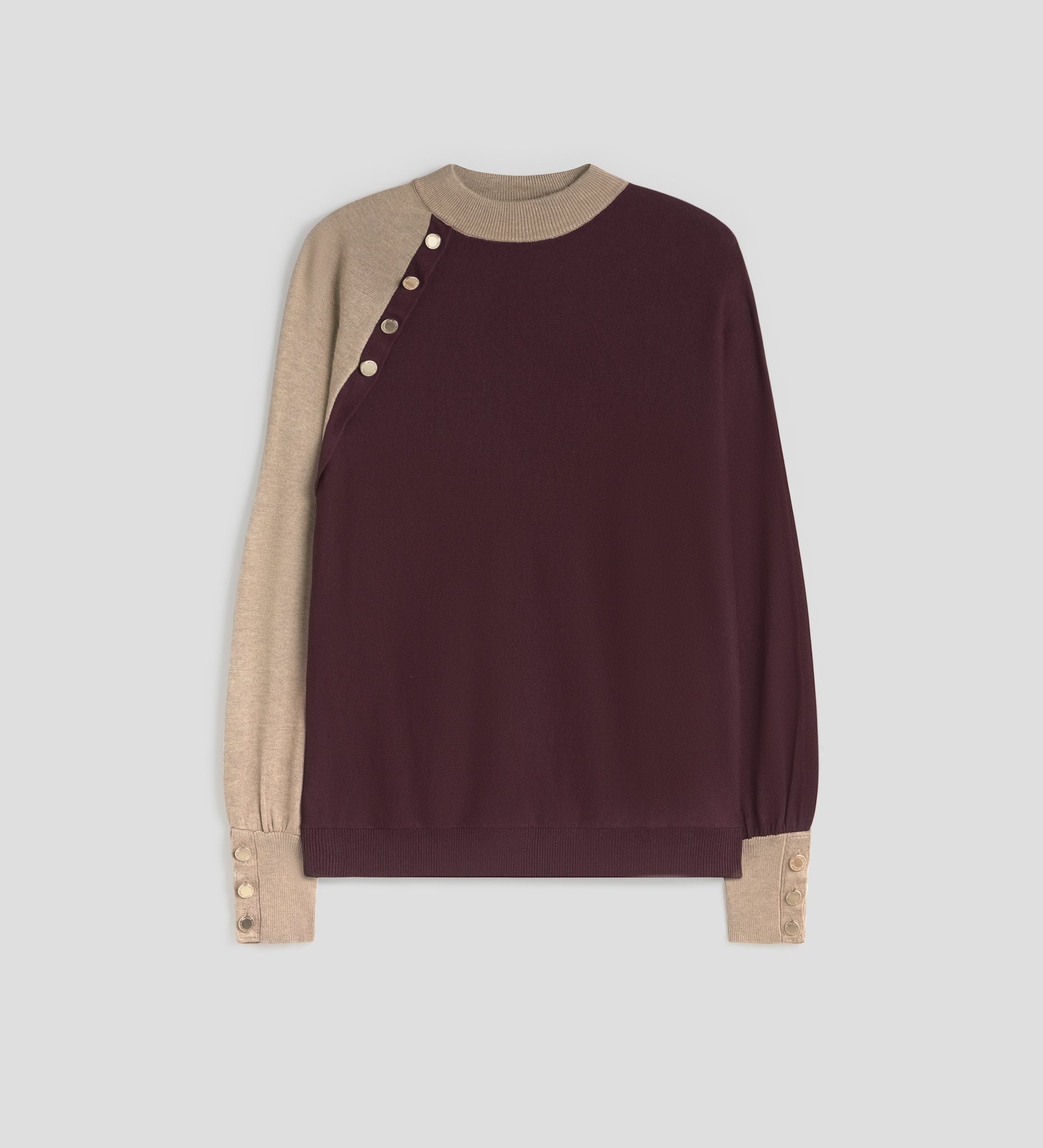 Two-tone buttoned sweater