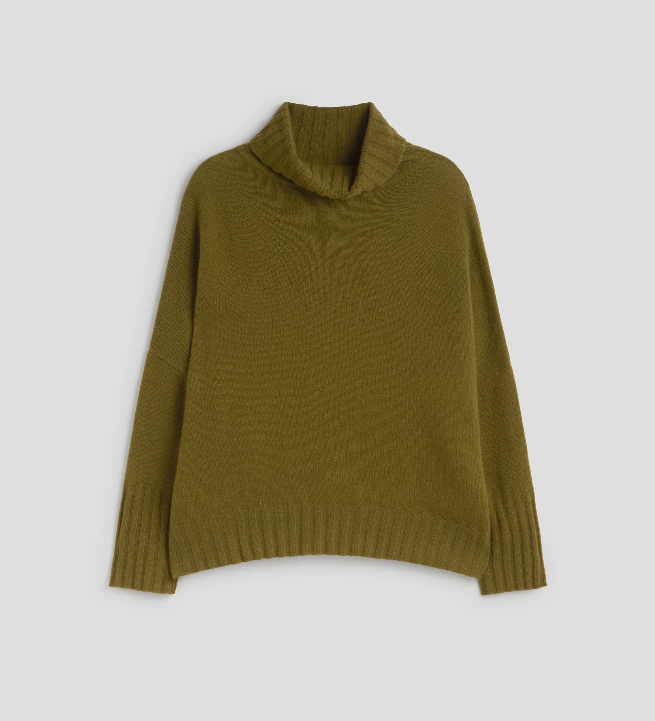 Oversized wool sweater