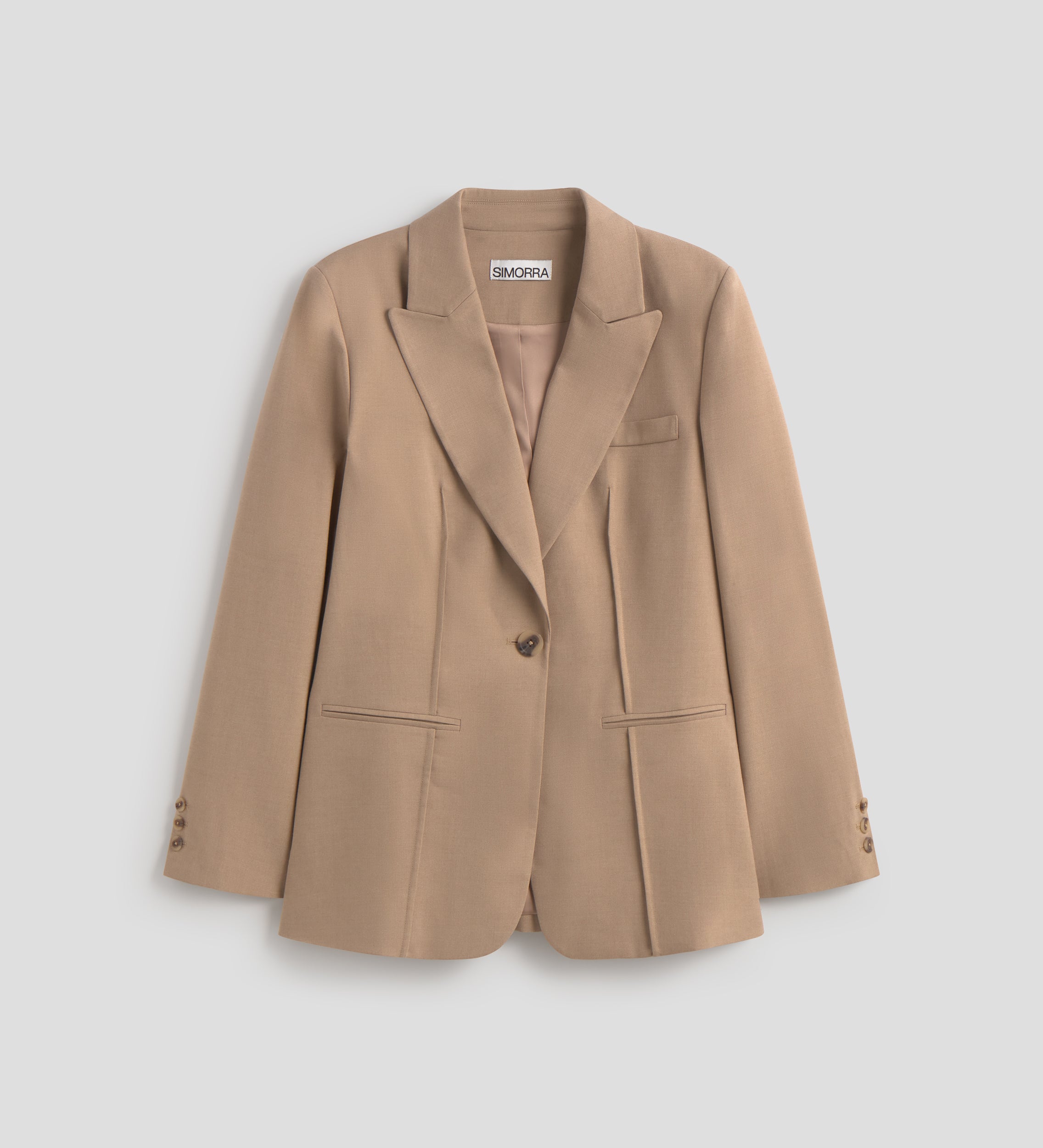 Fitted blazer with seams