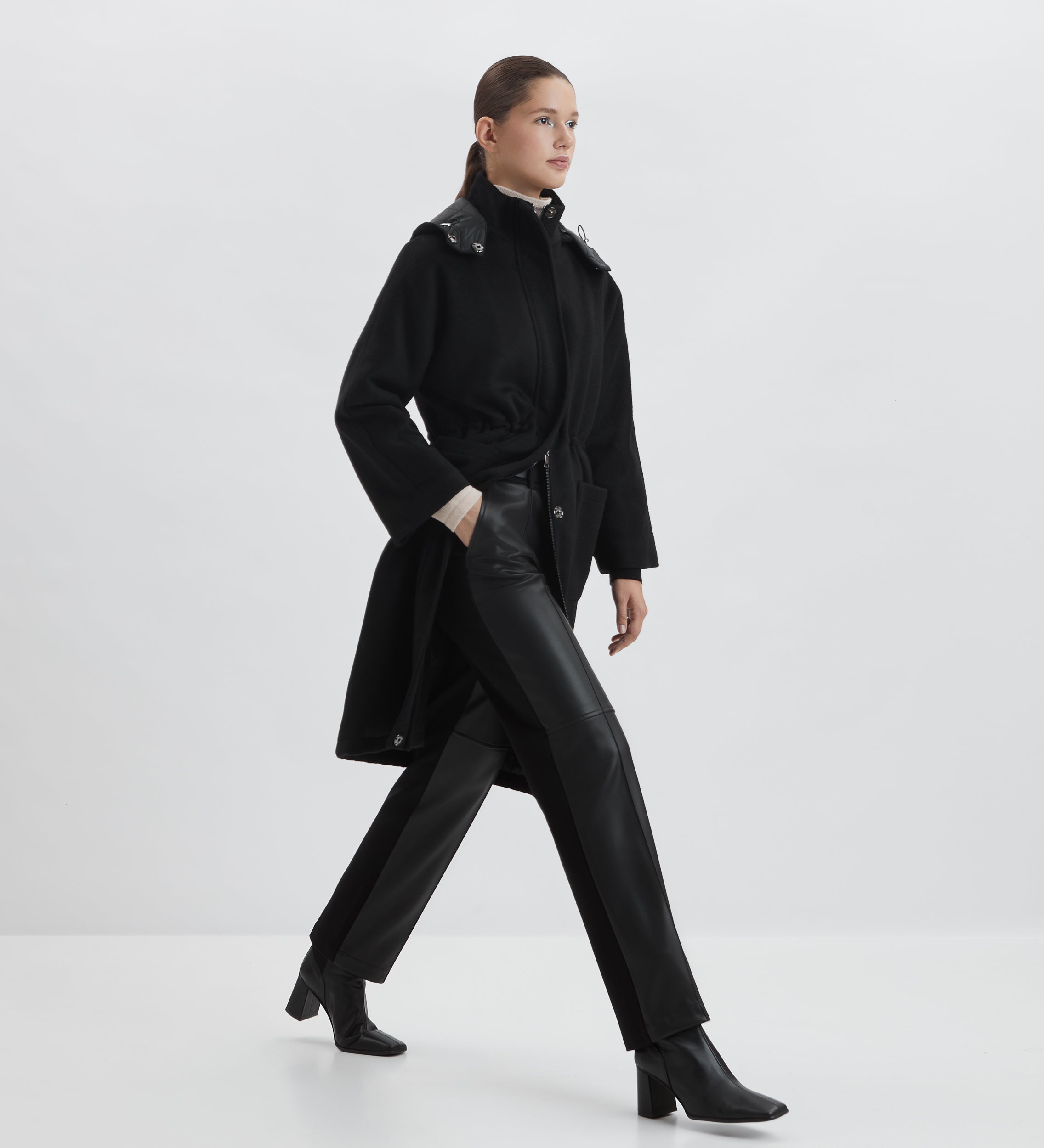 Abrigo acolchado capucha