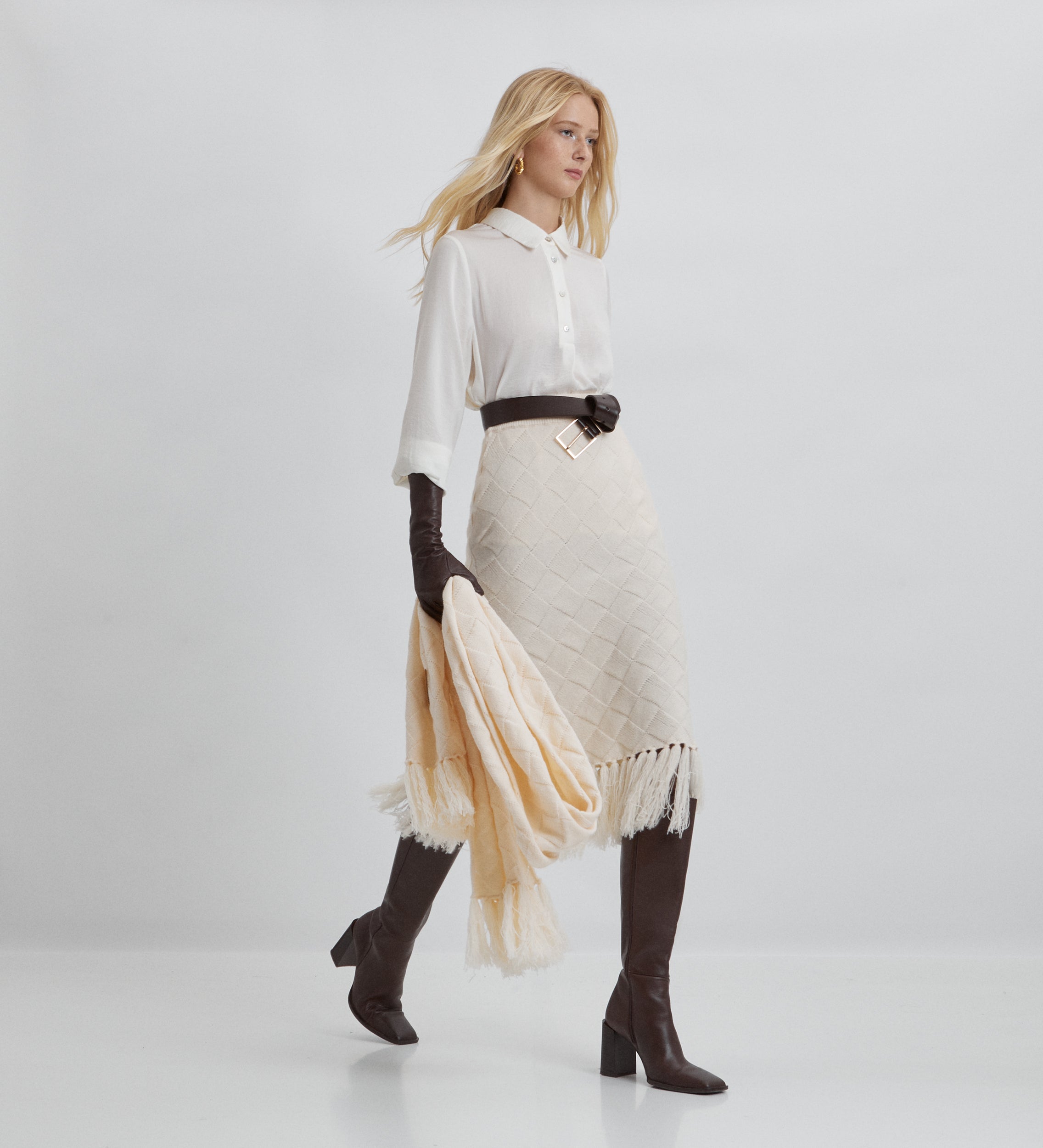 Fringe knit skirt