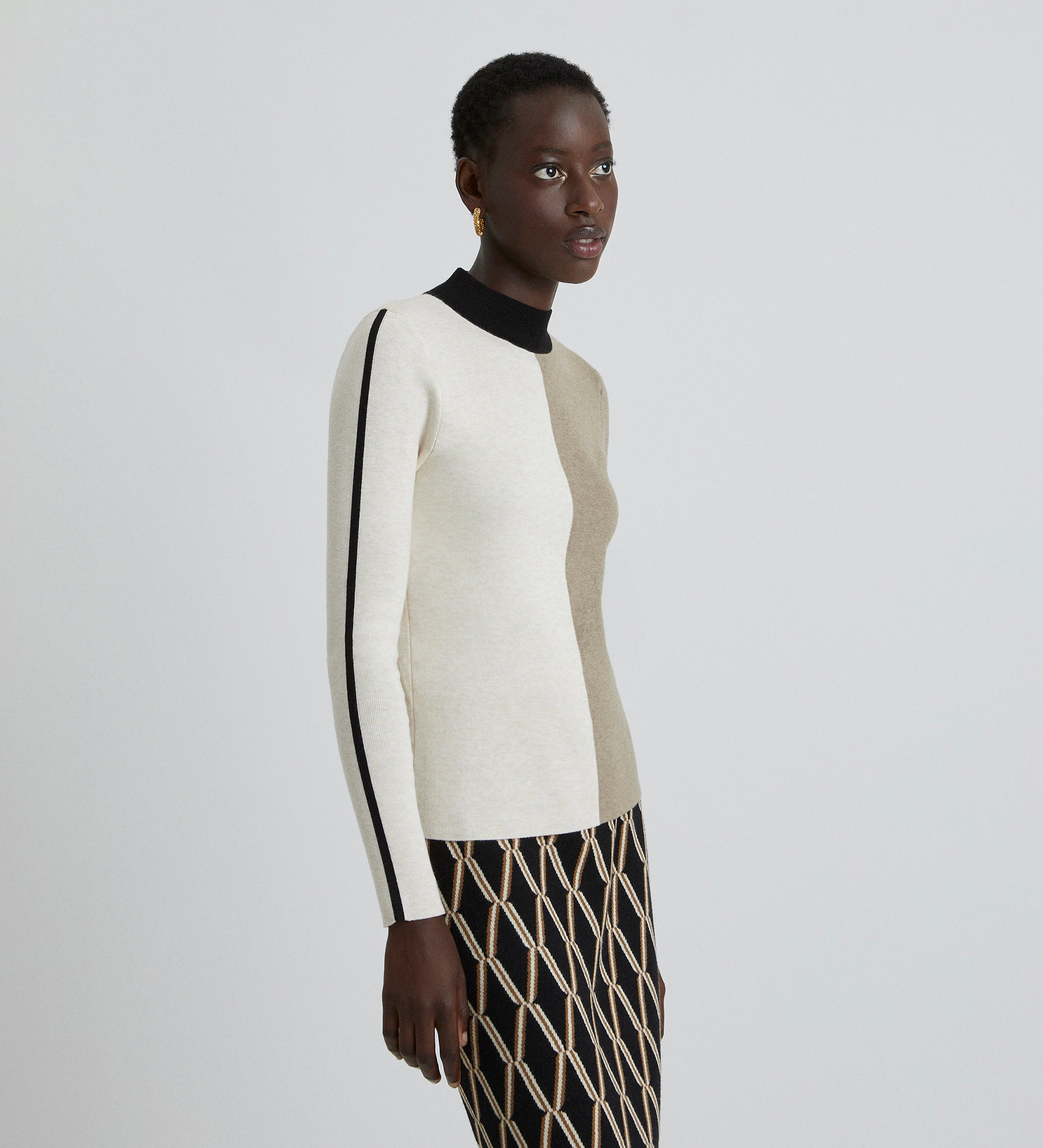 Tricolor ribbed sweater