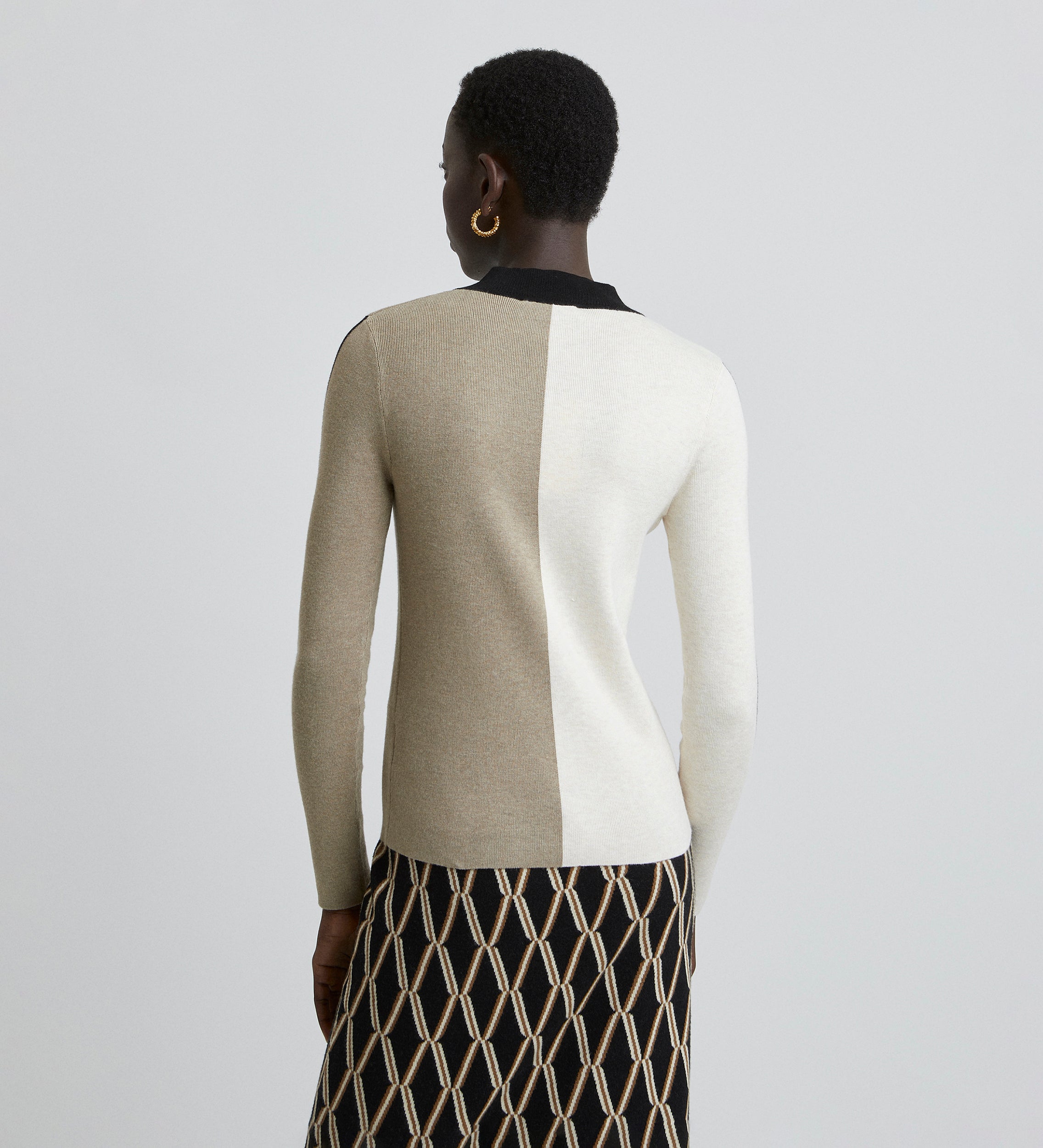 Tricolor ribbed sweater