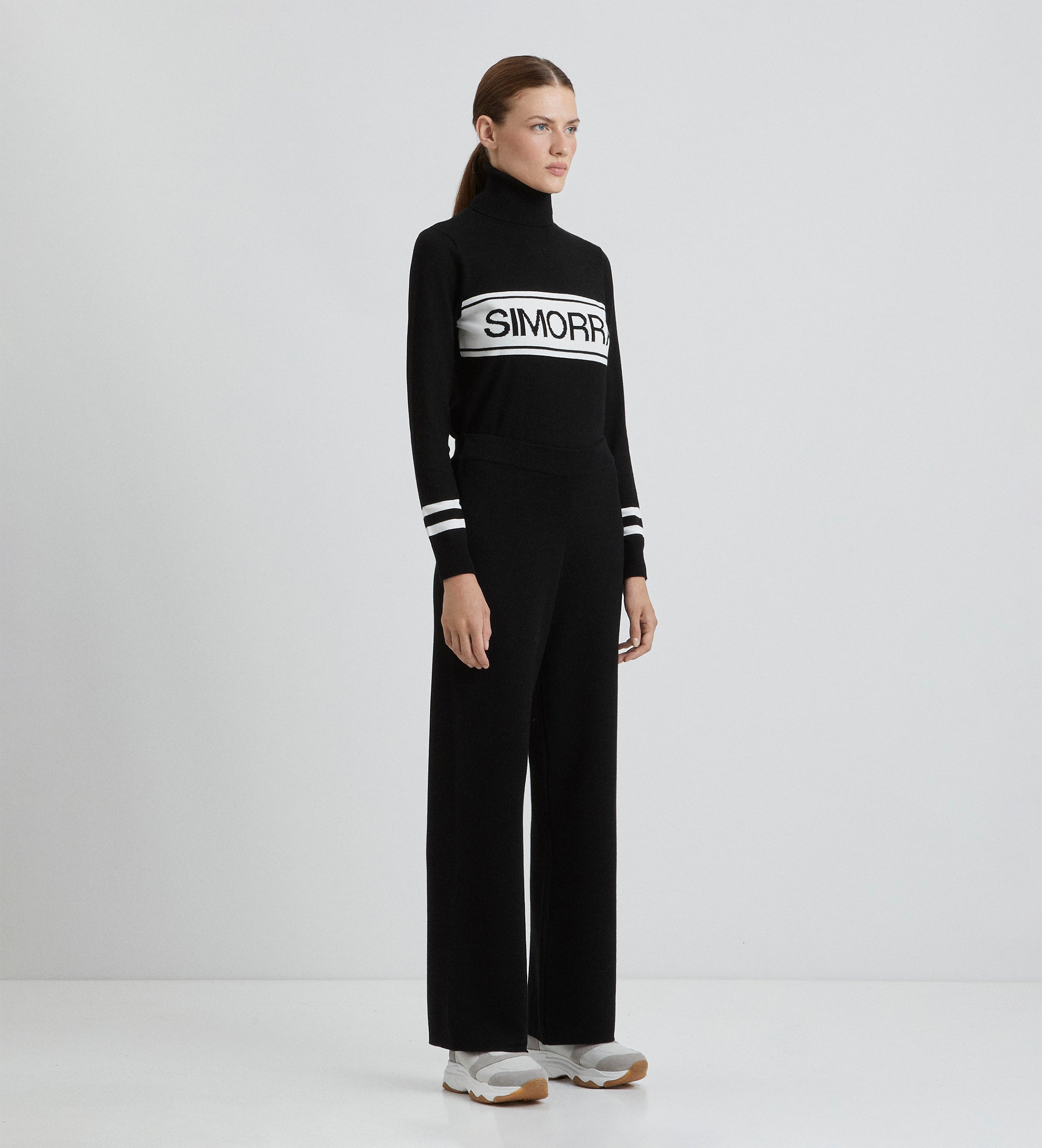 Wide knit trousers