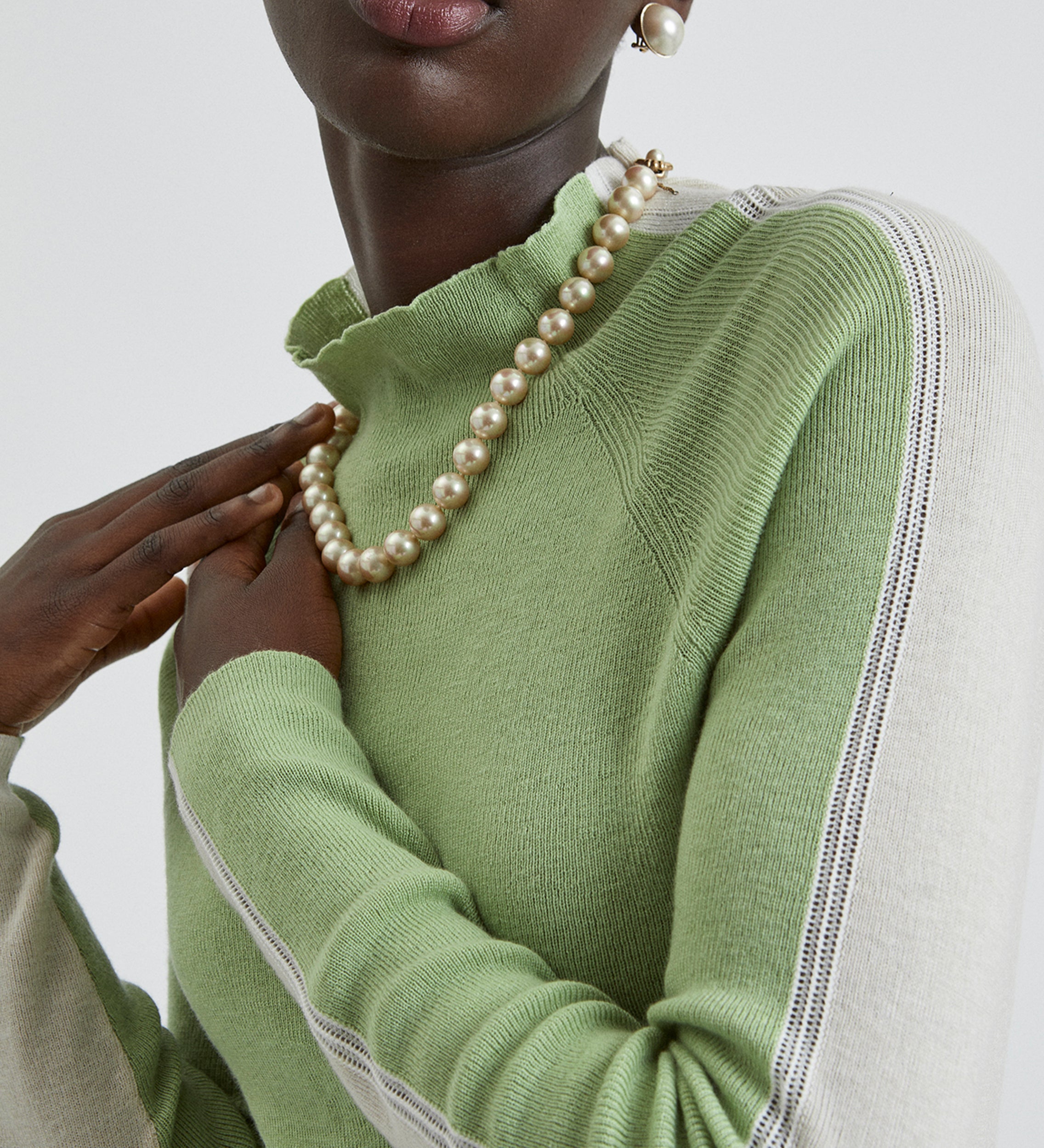 tricolor jumper