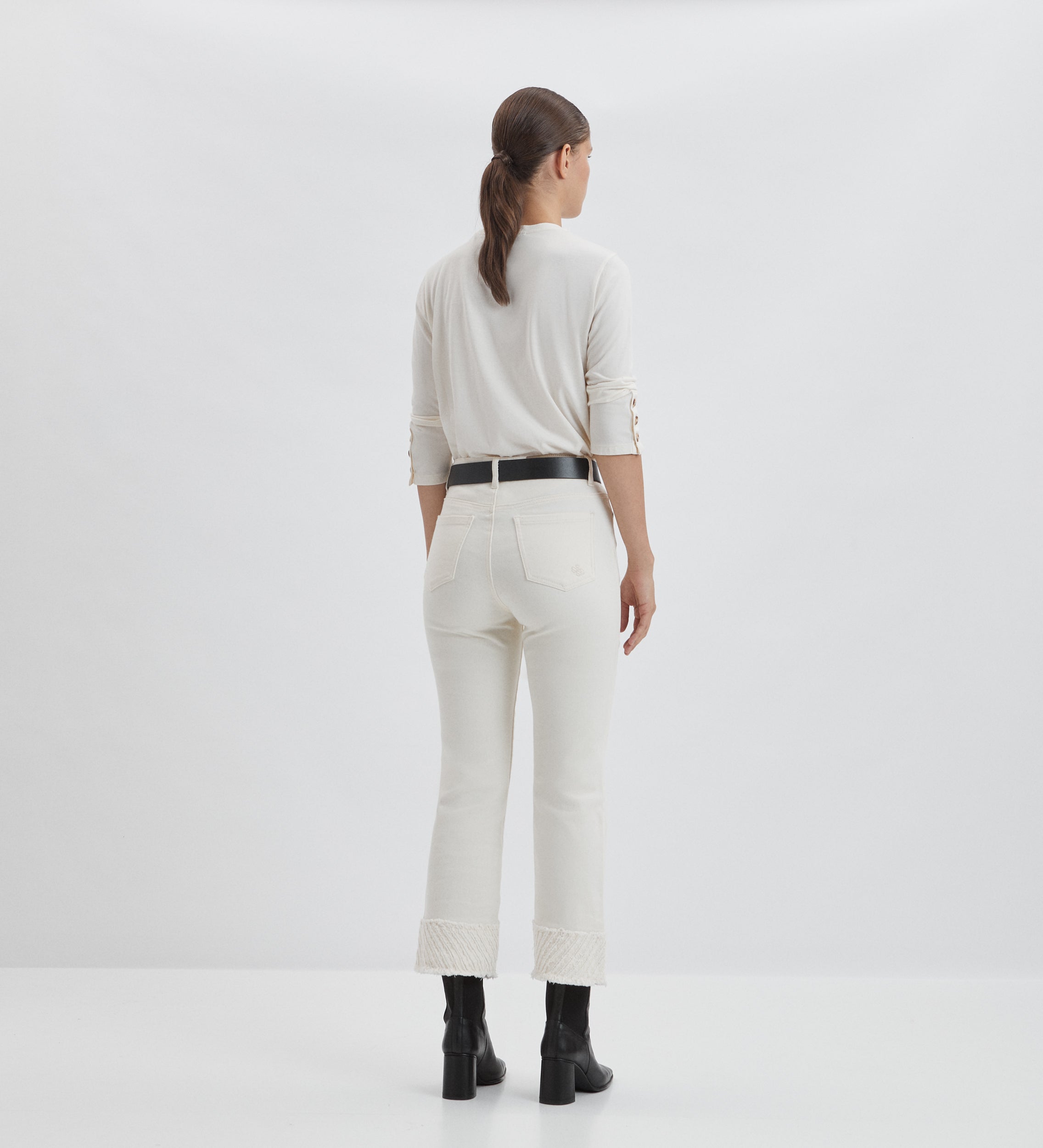 Decorative low trousers
