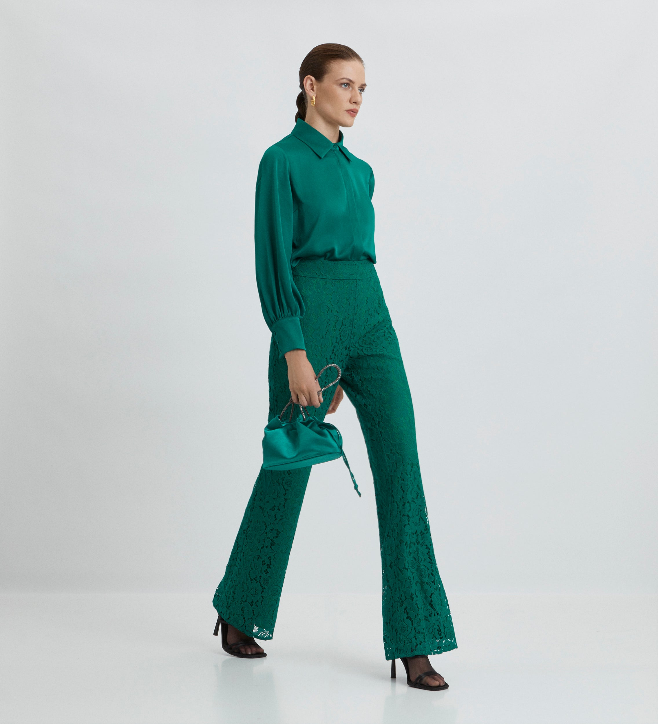 Wide blonde pants