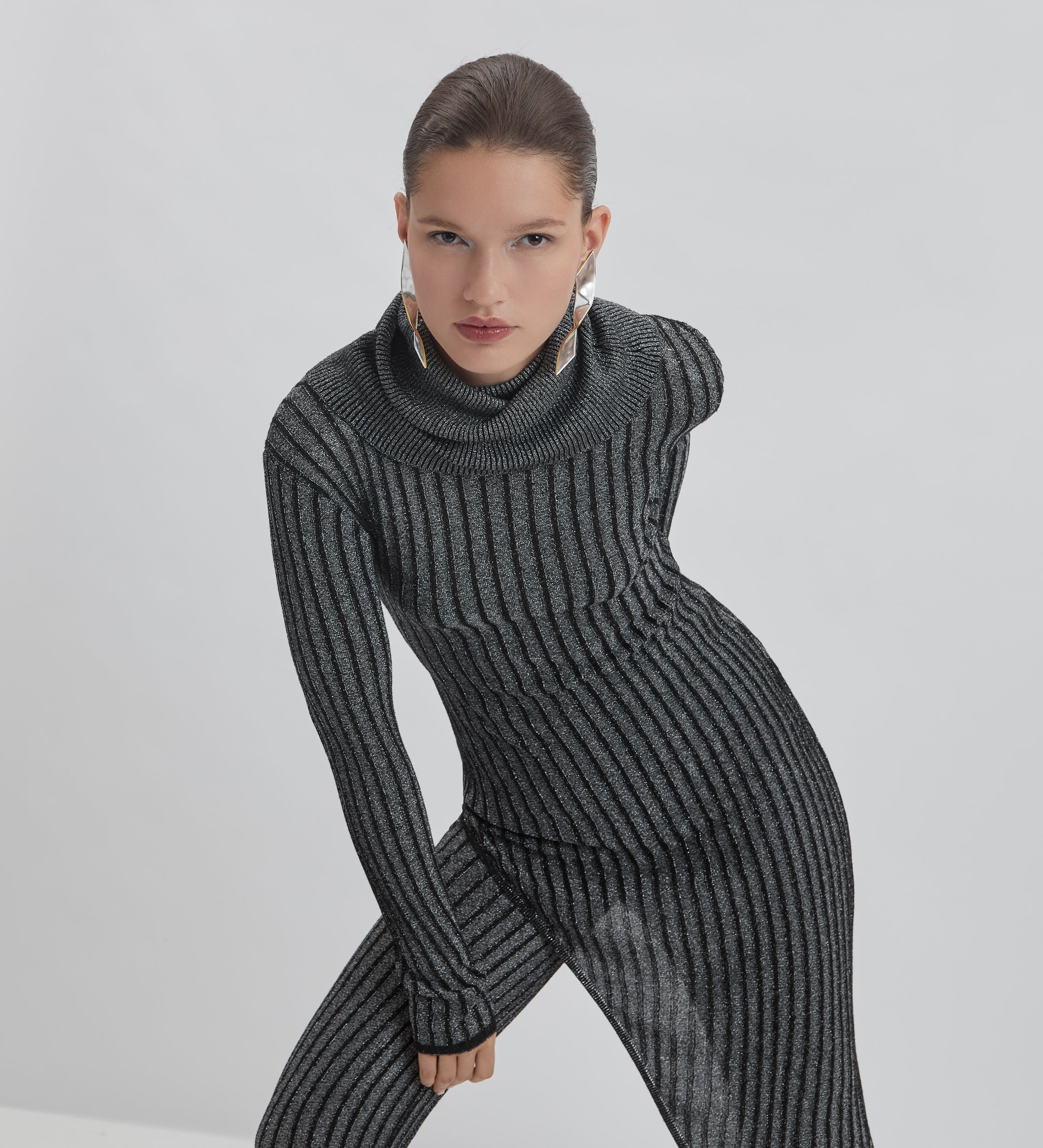 Pull asymétrique métallisé