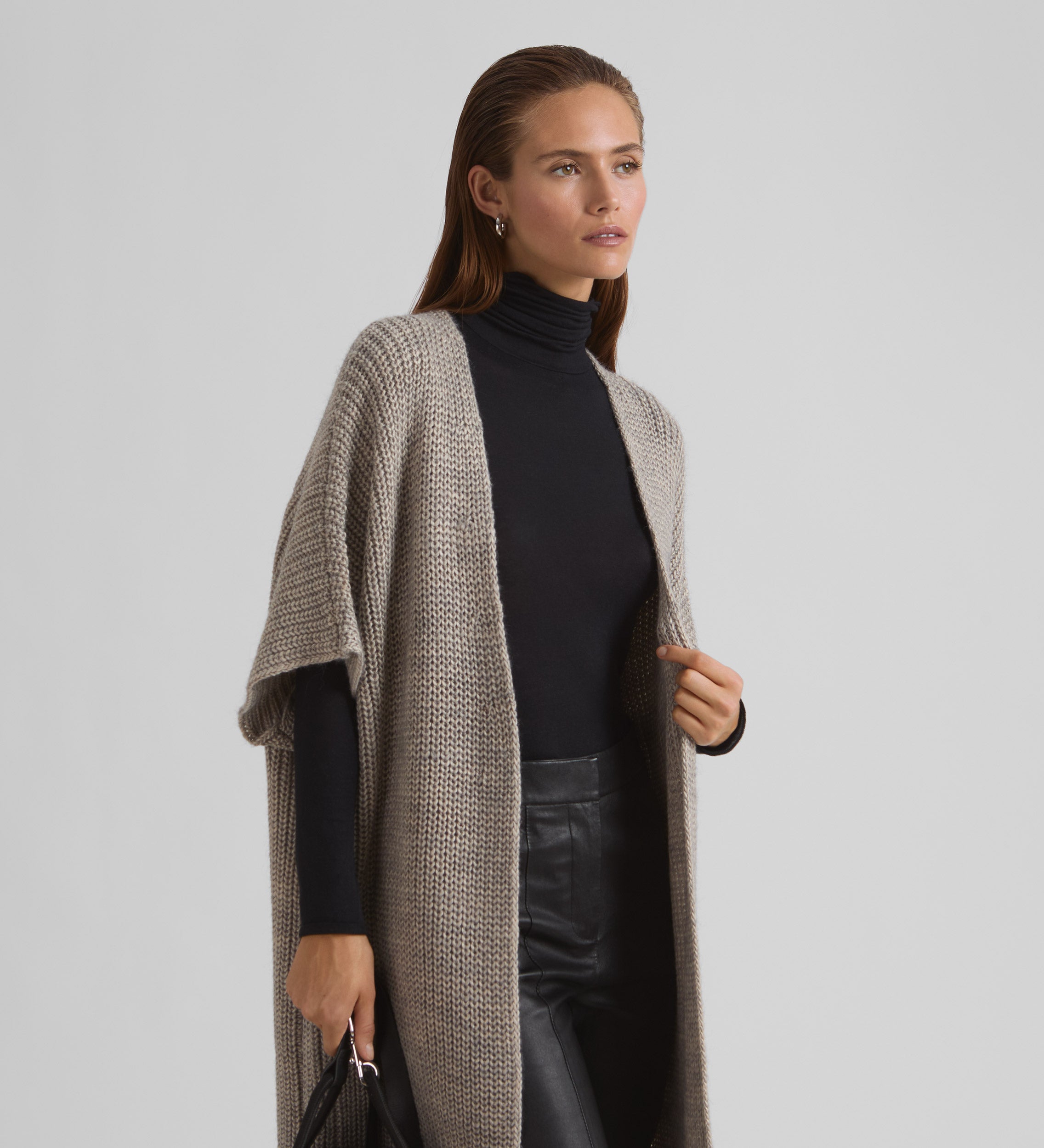 Cárdigan largo manga japonesa