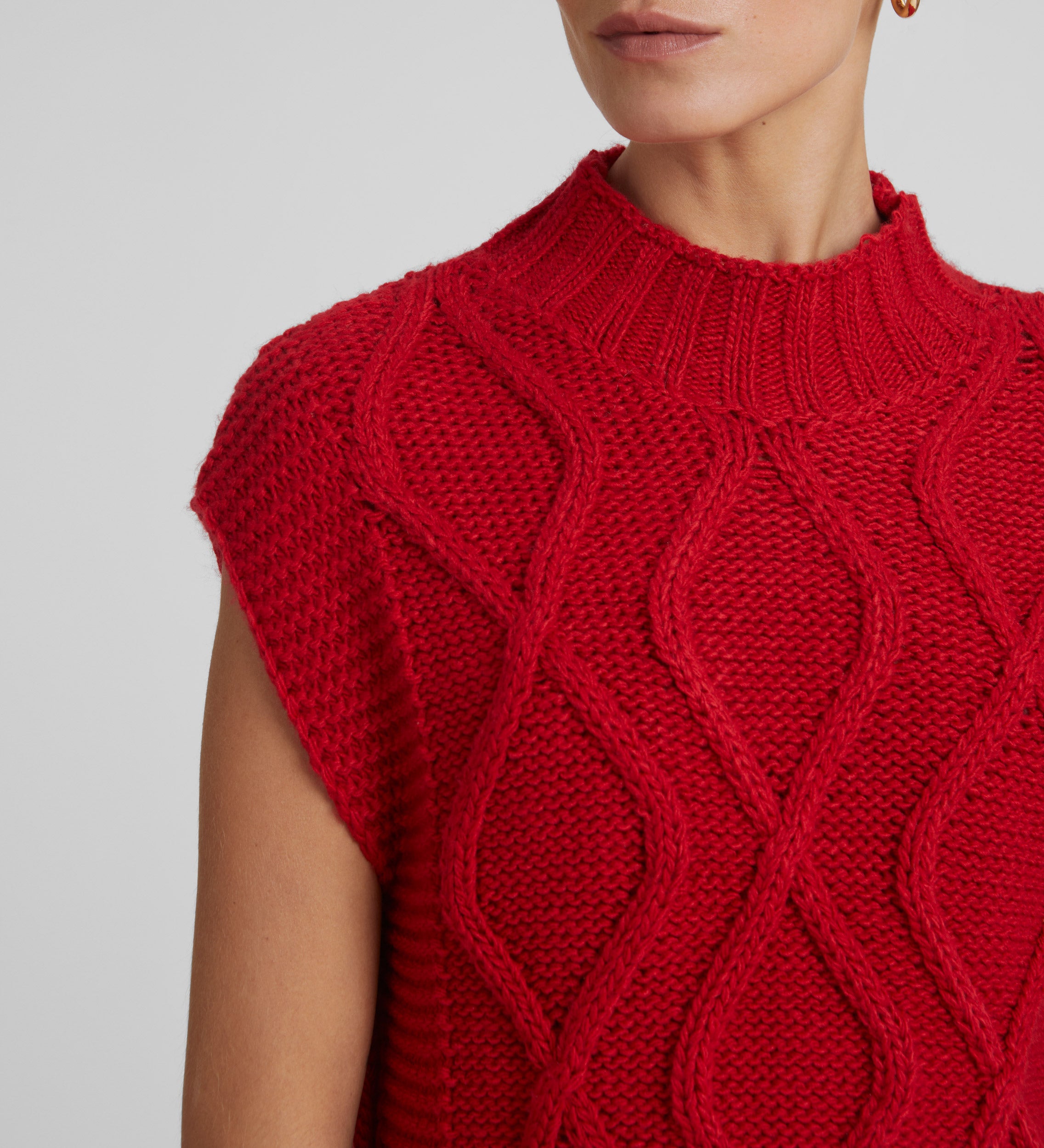 Thick knit vest