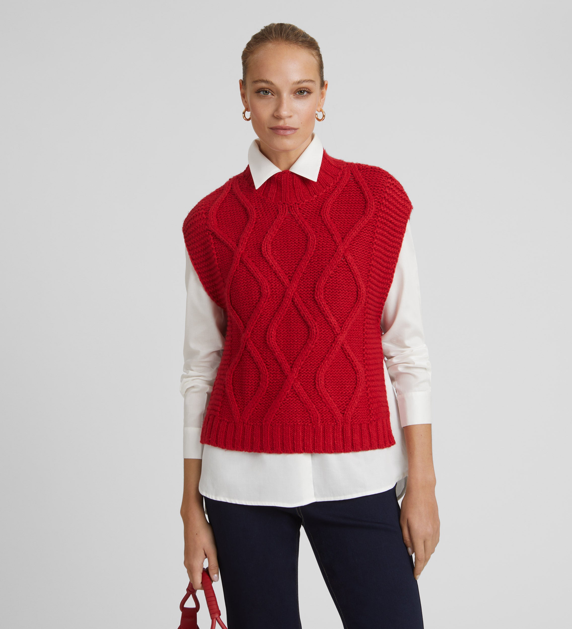 Thick knit vest