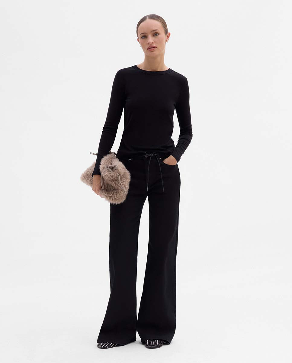 Pantalón vaquero acampanado