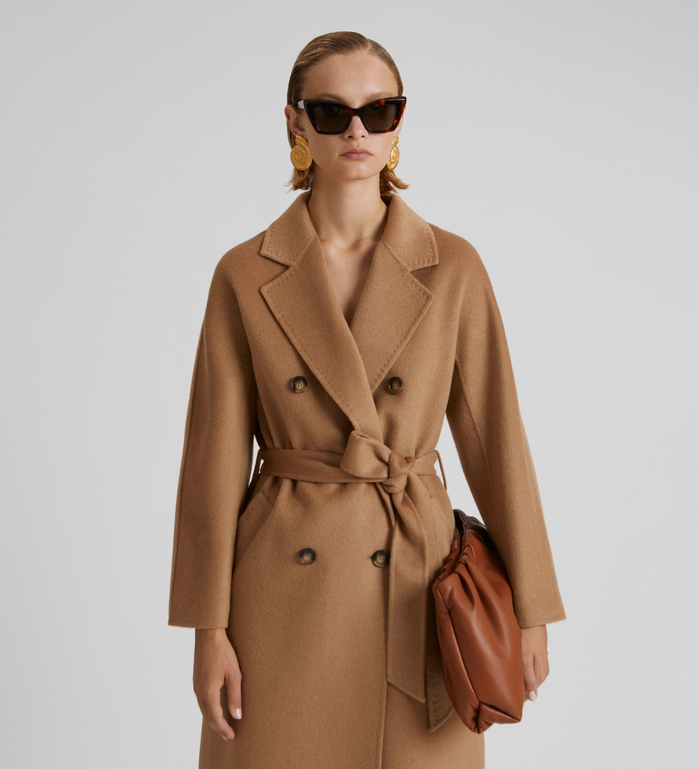 Long double-breasted coat