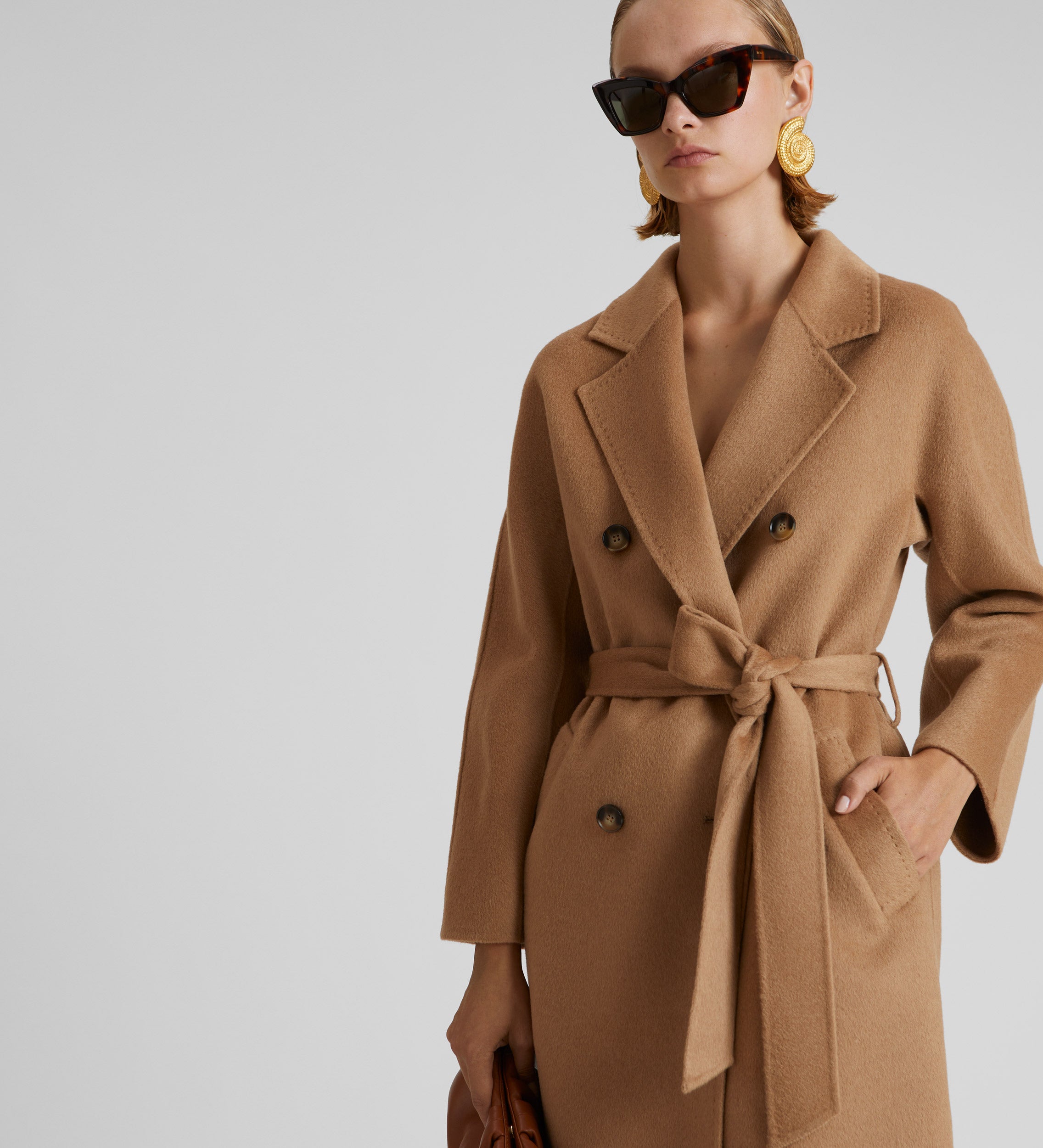 Long double-breasted coat