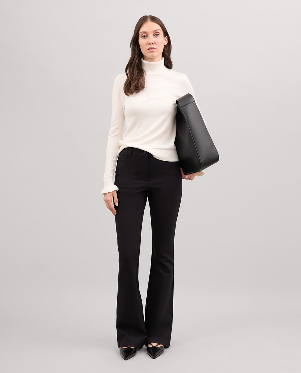 Pantalón elástico acampanado
