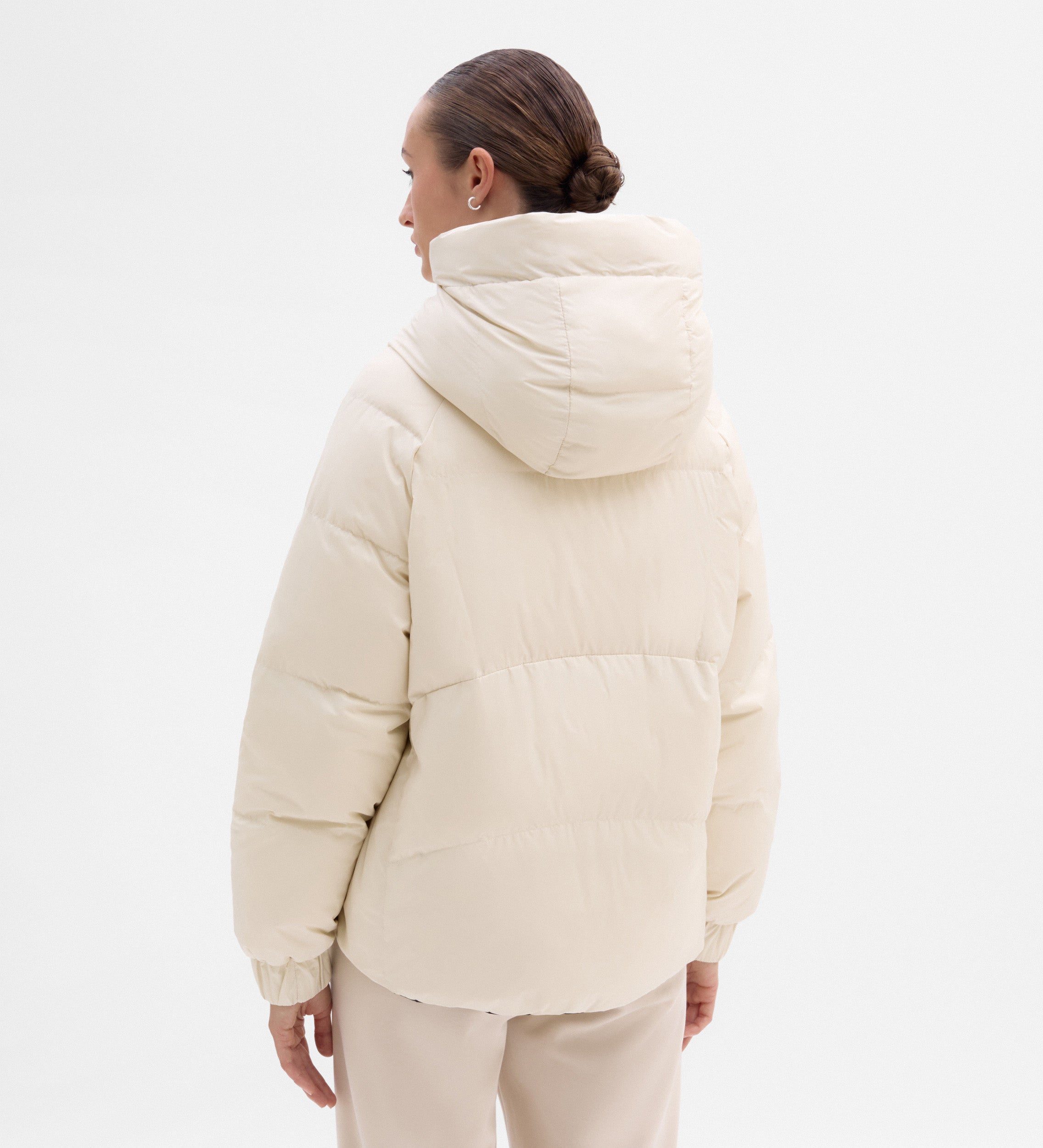 Reversible down jacket