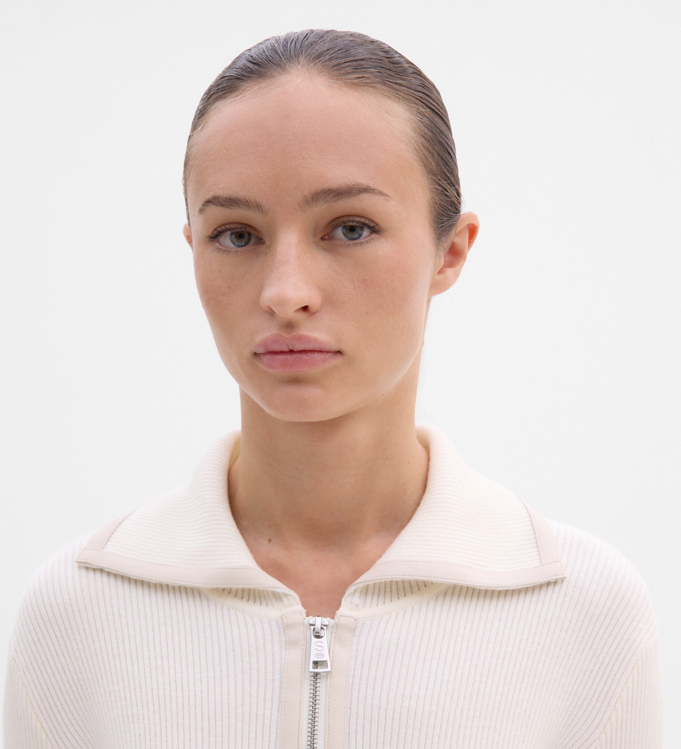 Chaqueta punto efecto piel