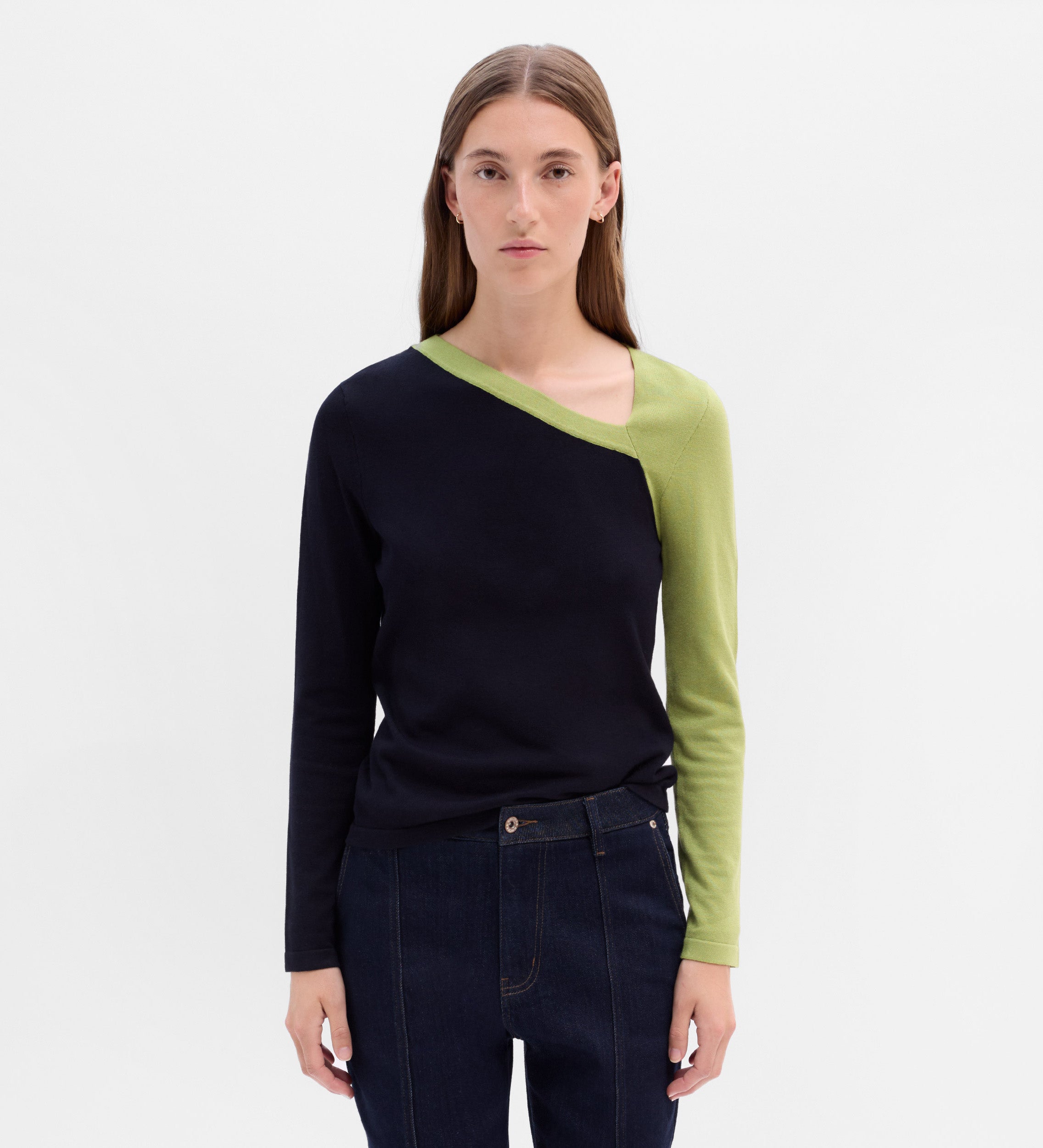 Jersey escote asimétrico