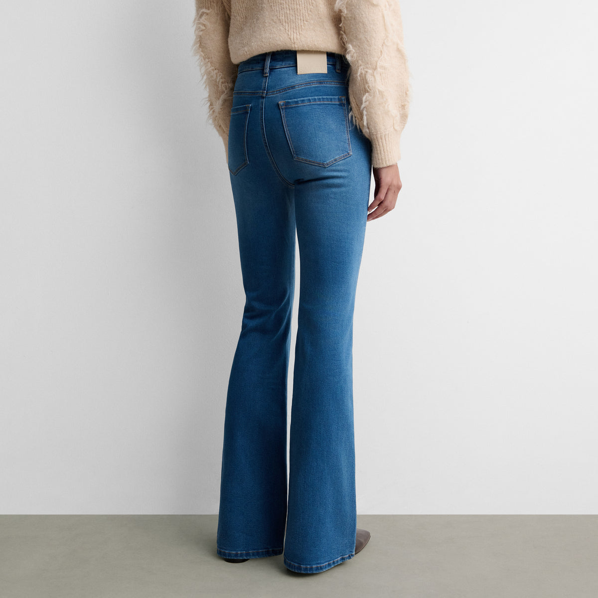 Flared jeans
