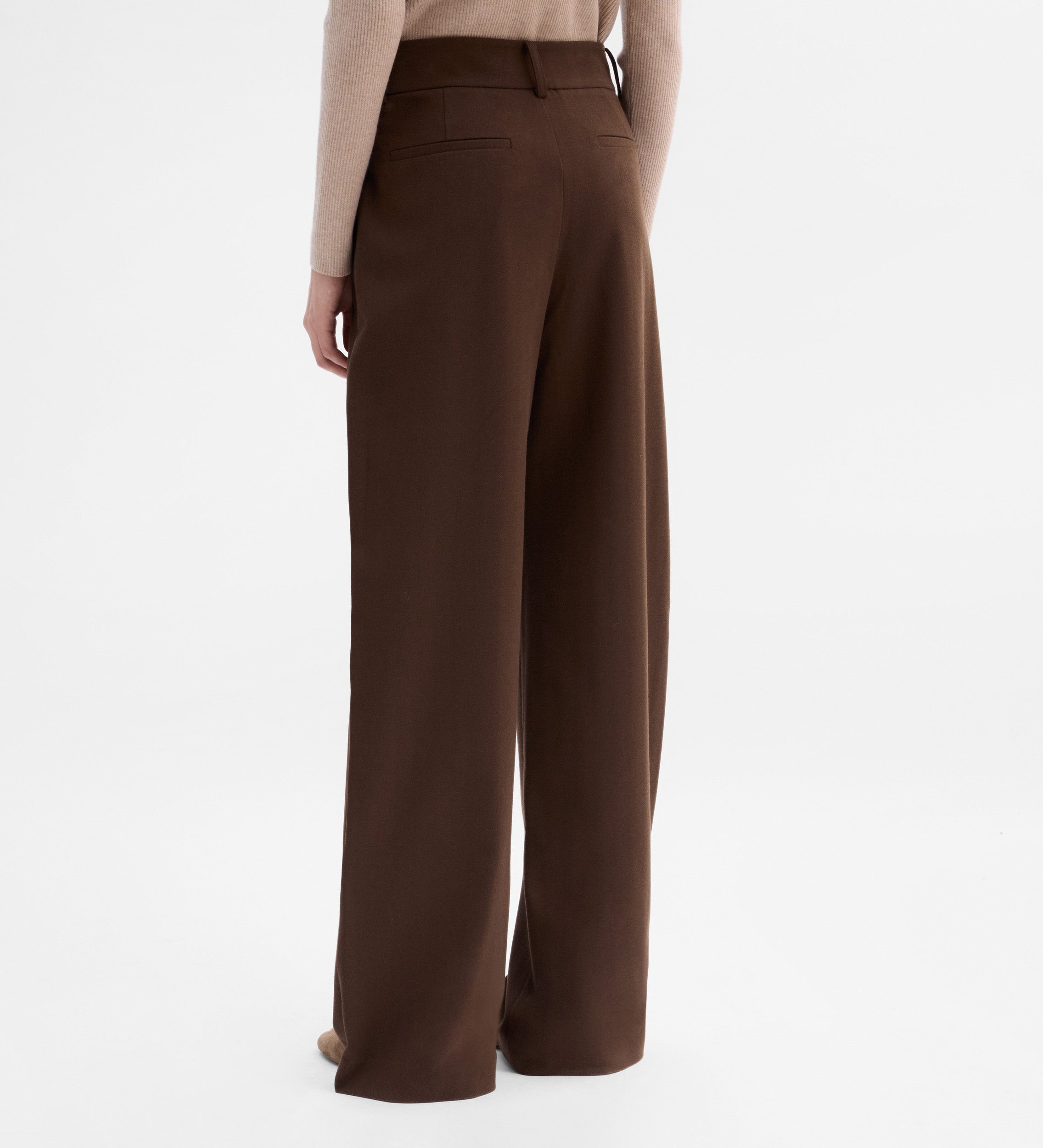 Wide leg pants
