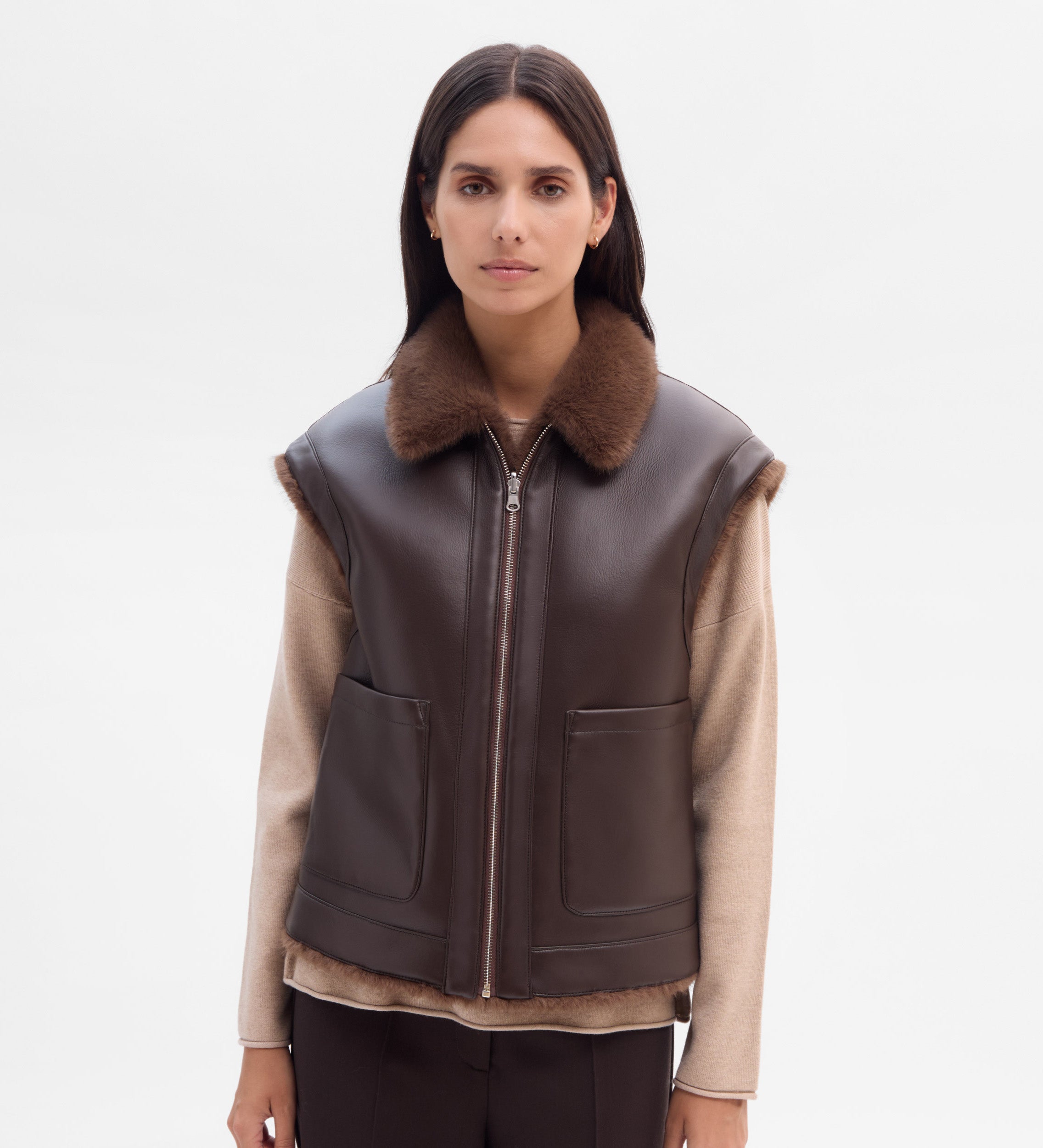 Short reversible vest