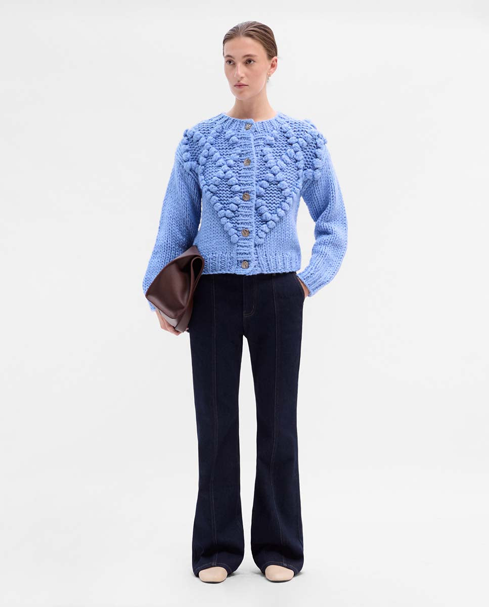 Veste en tricot brodée 3D