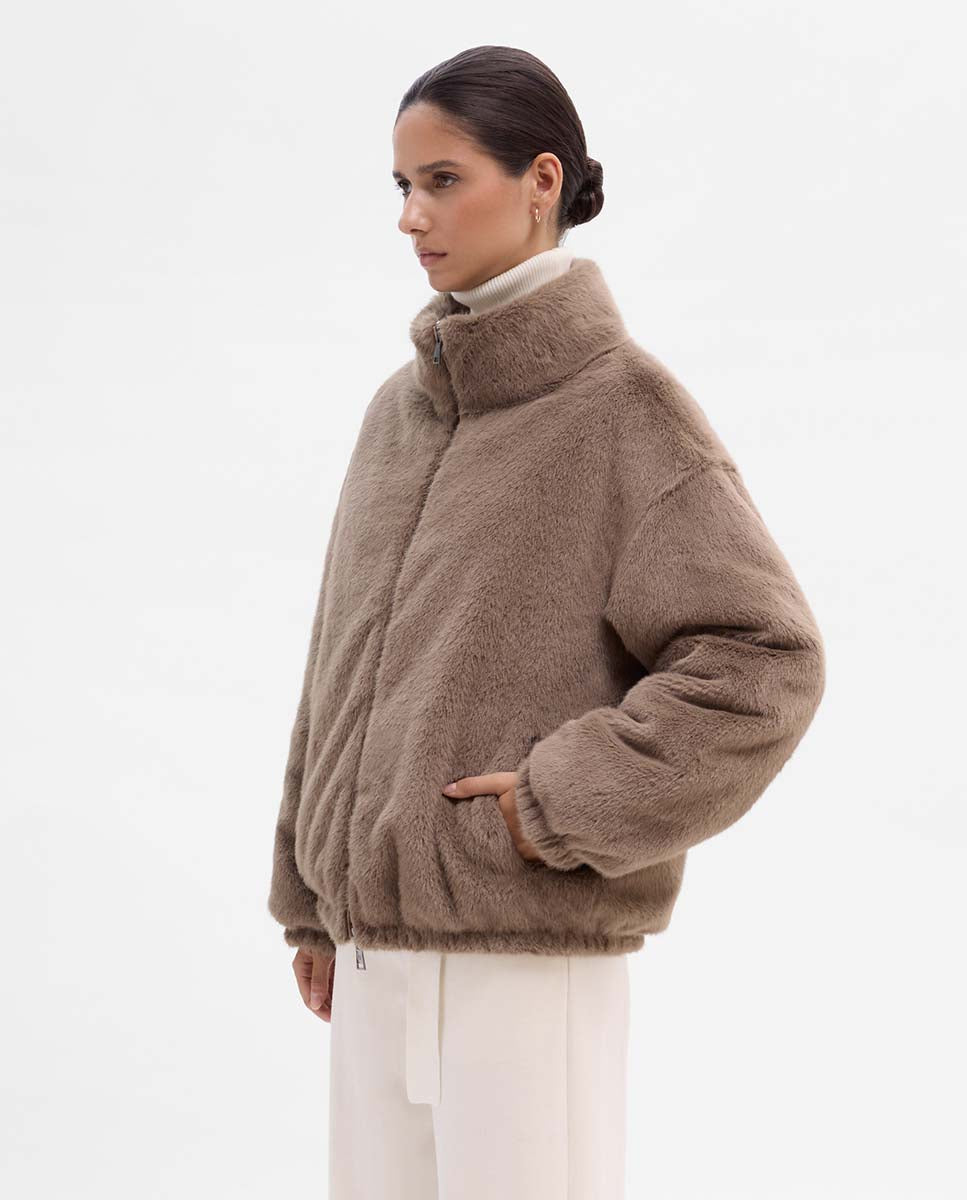 Reversible fur-effect down jacket
