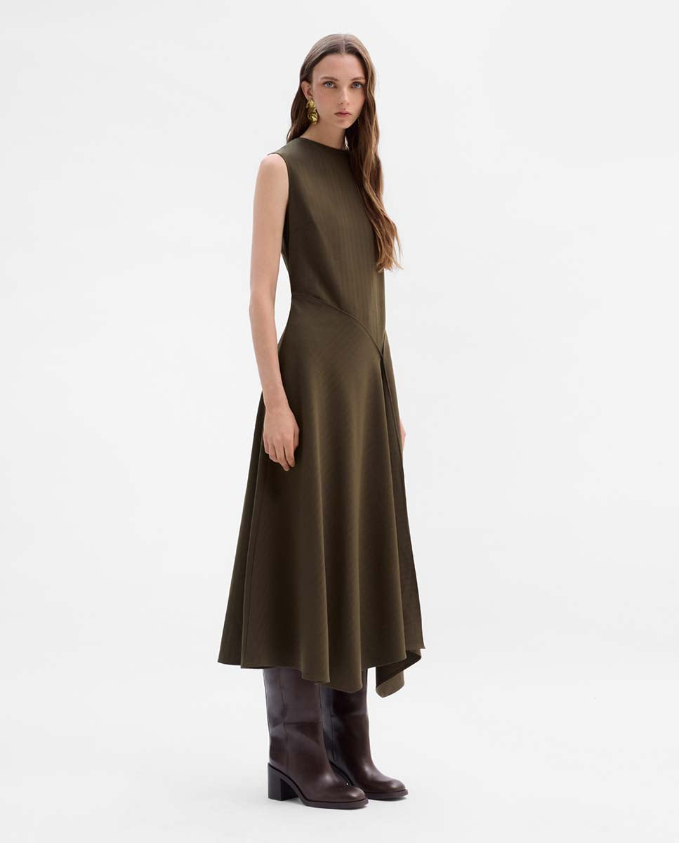 Vestido sisado asimétrico