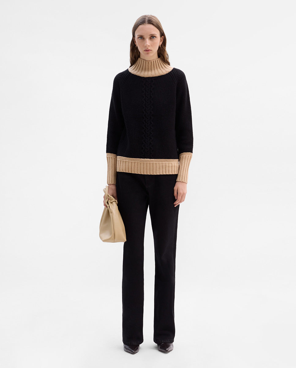 Two-tone eight-pattern sweater