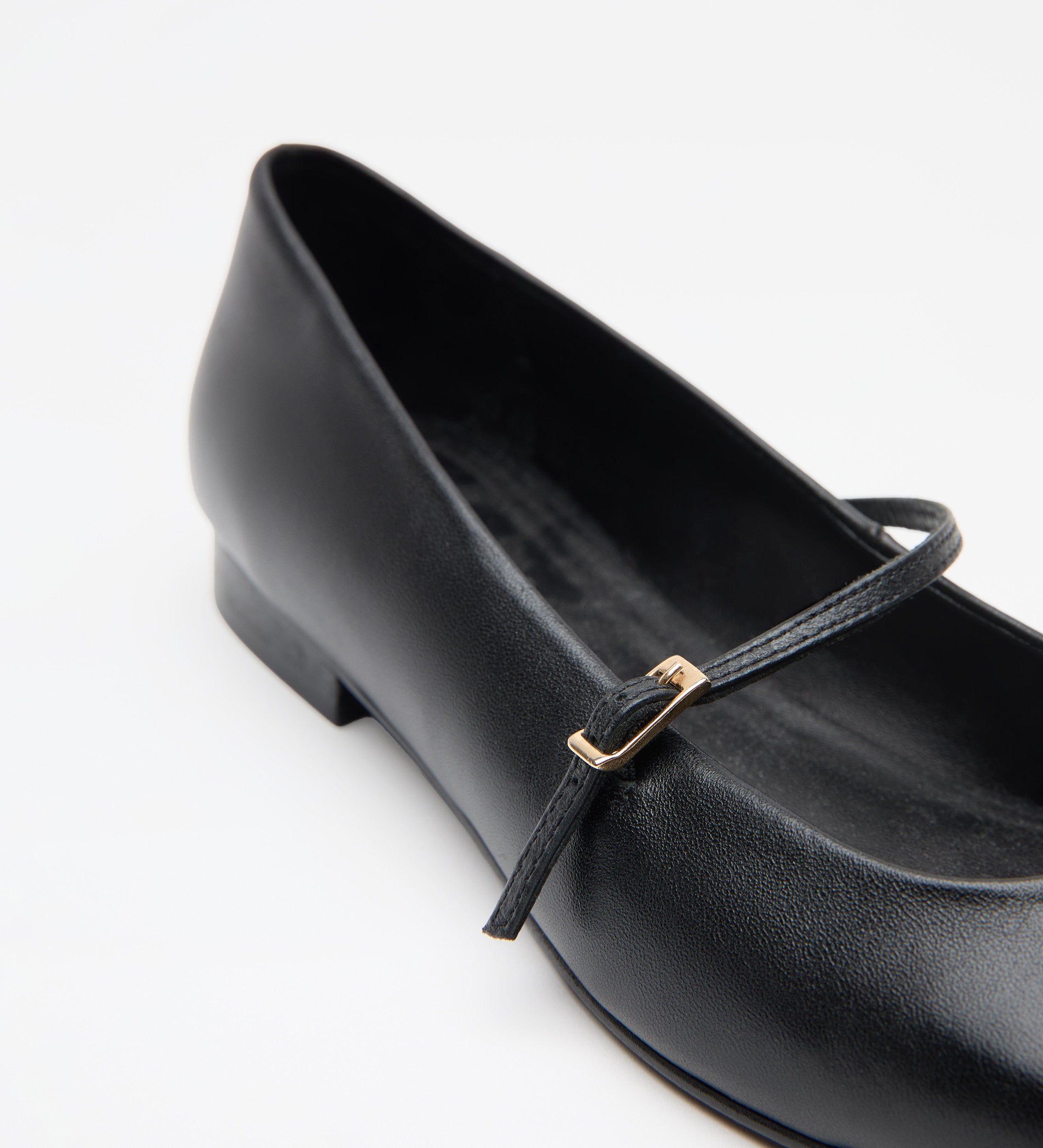 Zapato bailarina punta cuadrada