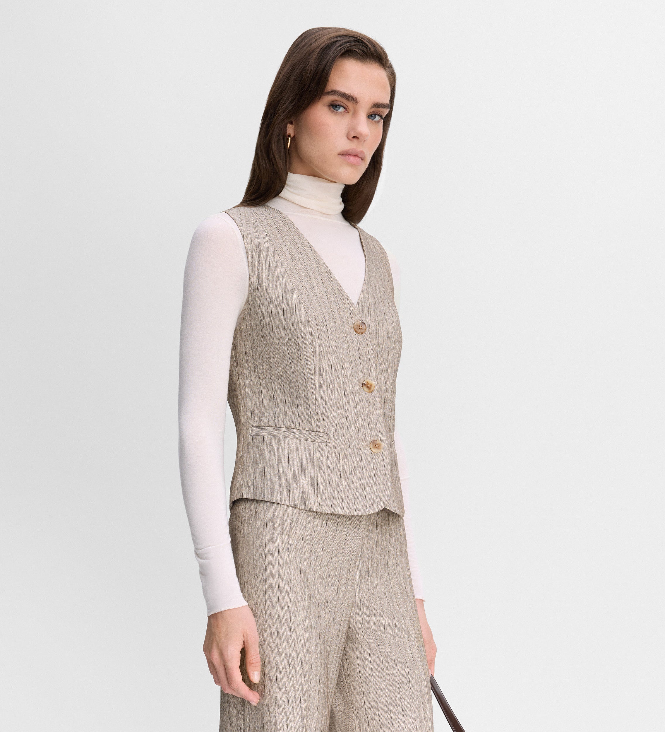 Short herringbone vest