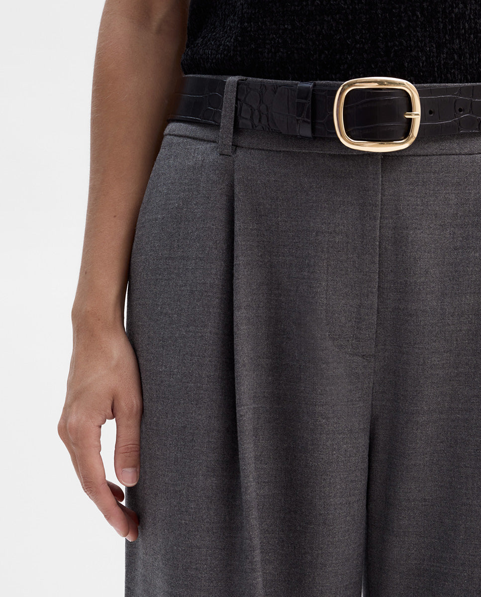 Wide pleated trousers