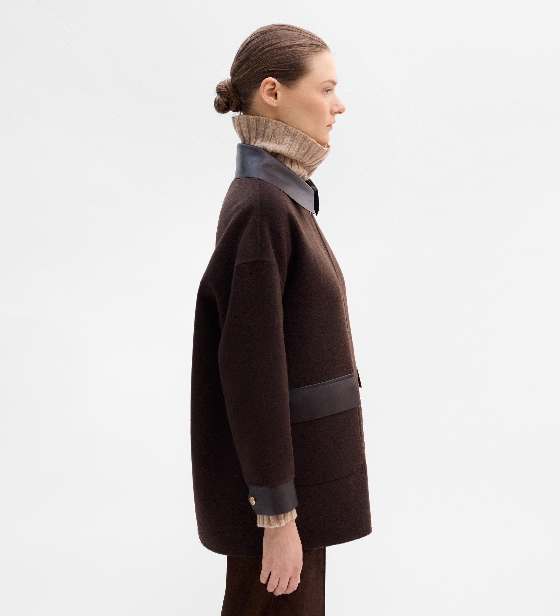 Bi-material wool jacket