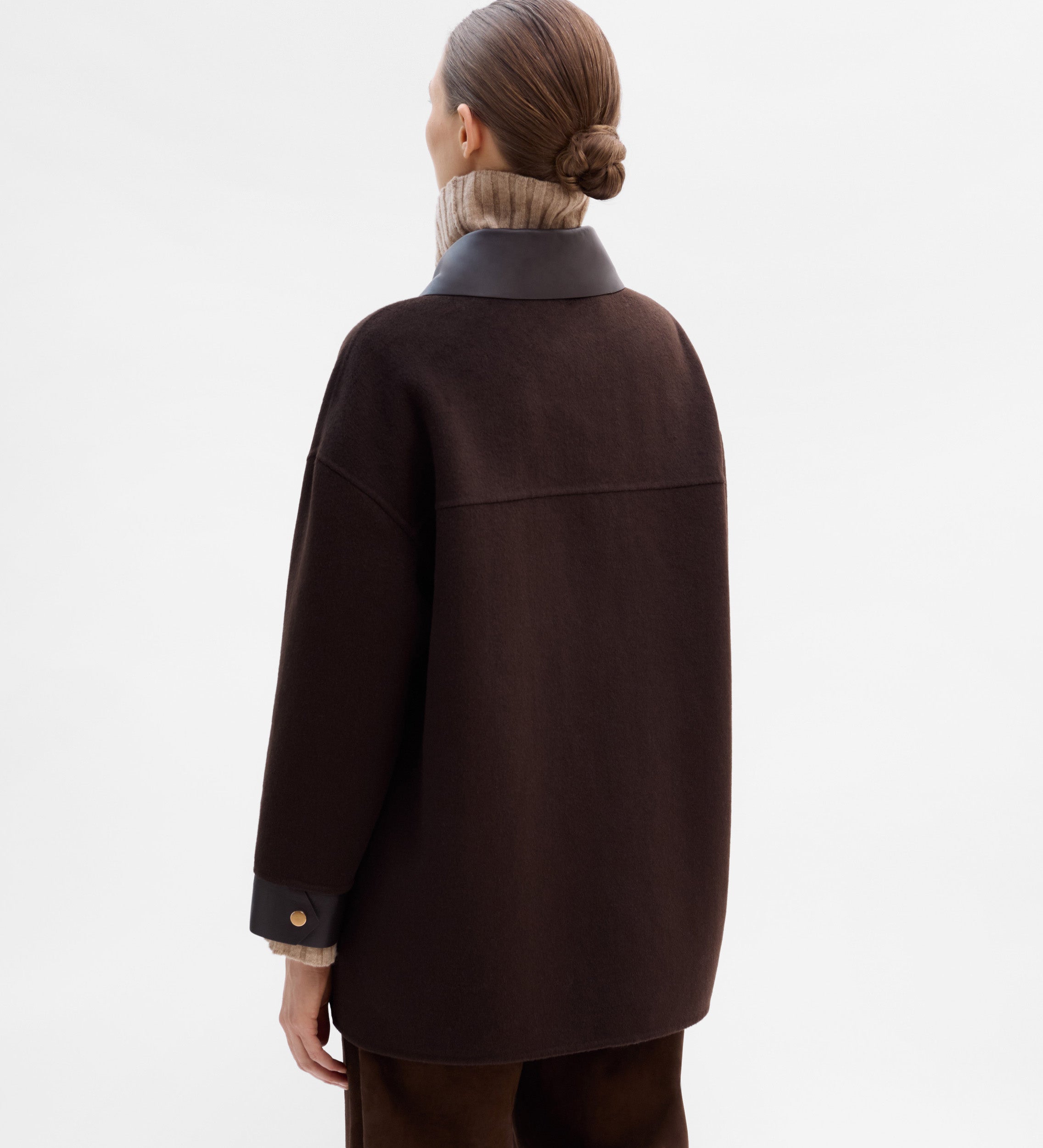 Bi-material wool jacket