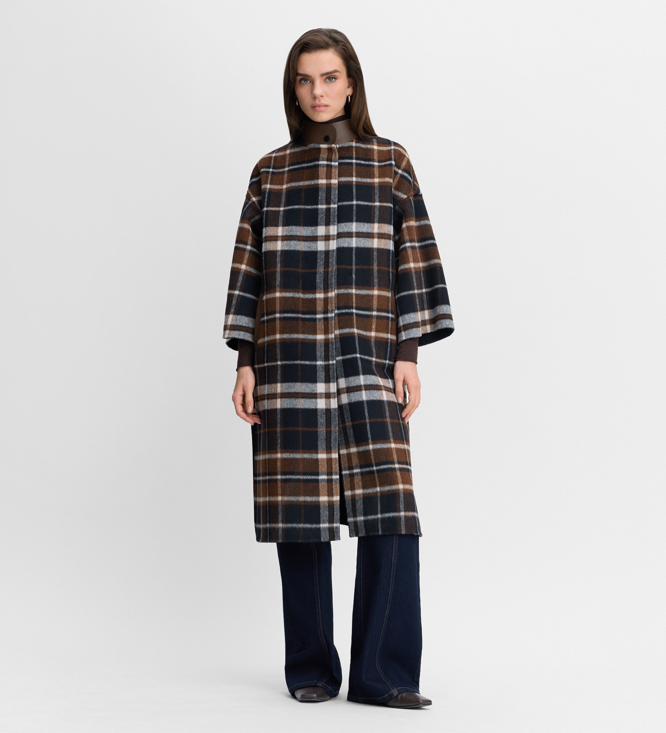Reversible checkered cape