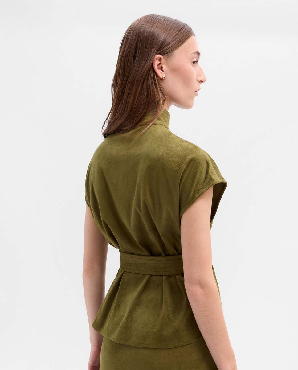 Top antelina cuello tira