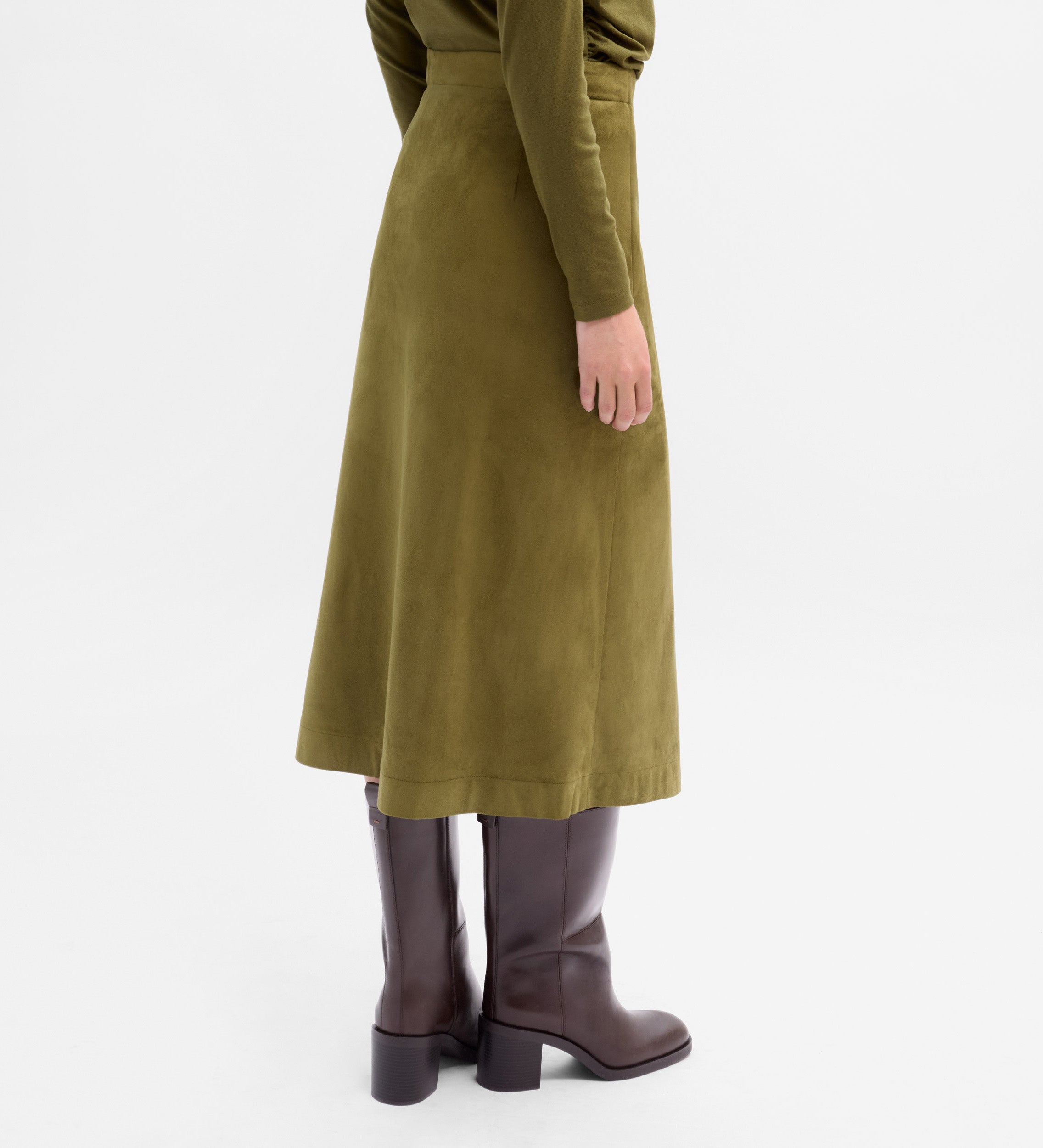 Falda midi antelina cruzada