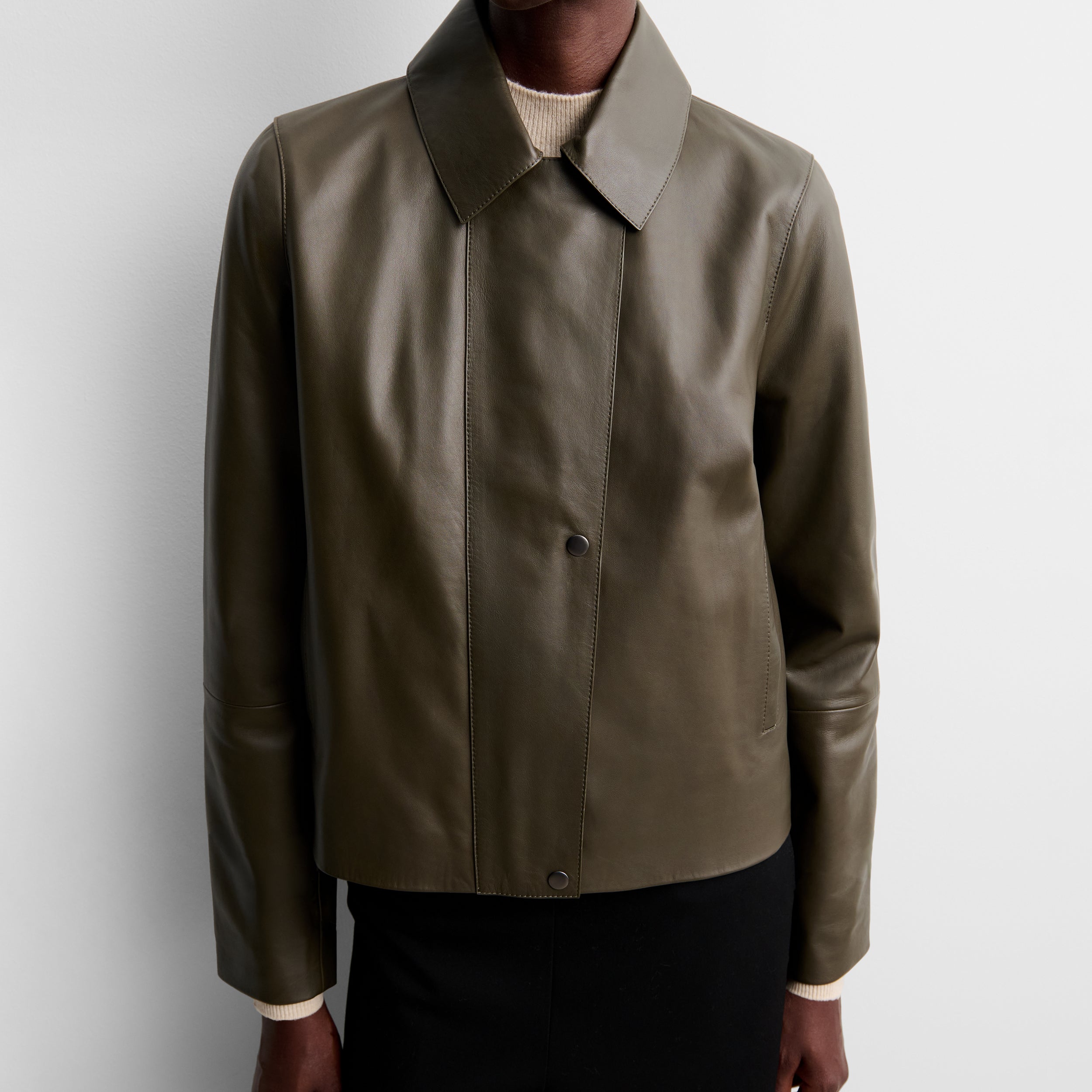 Short faux leather jacket