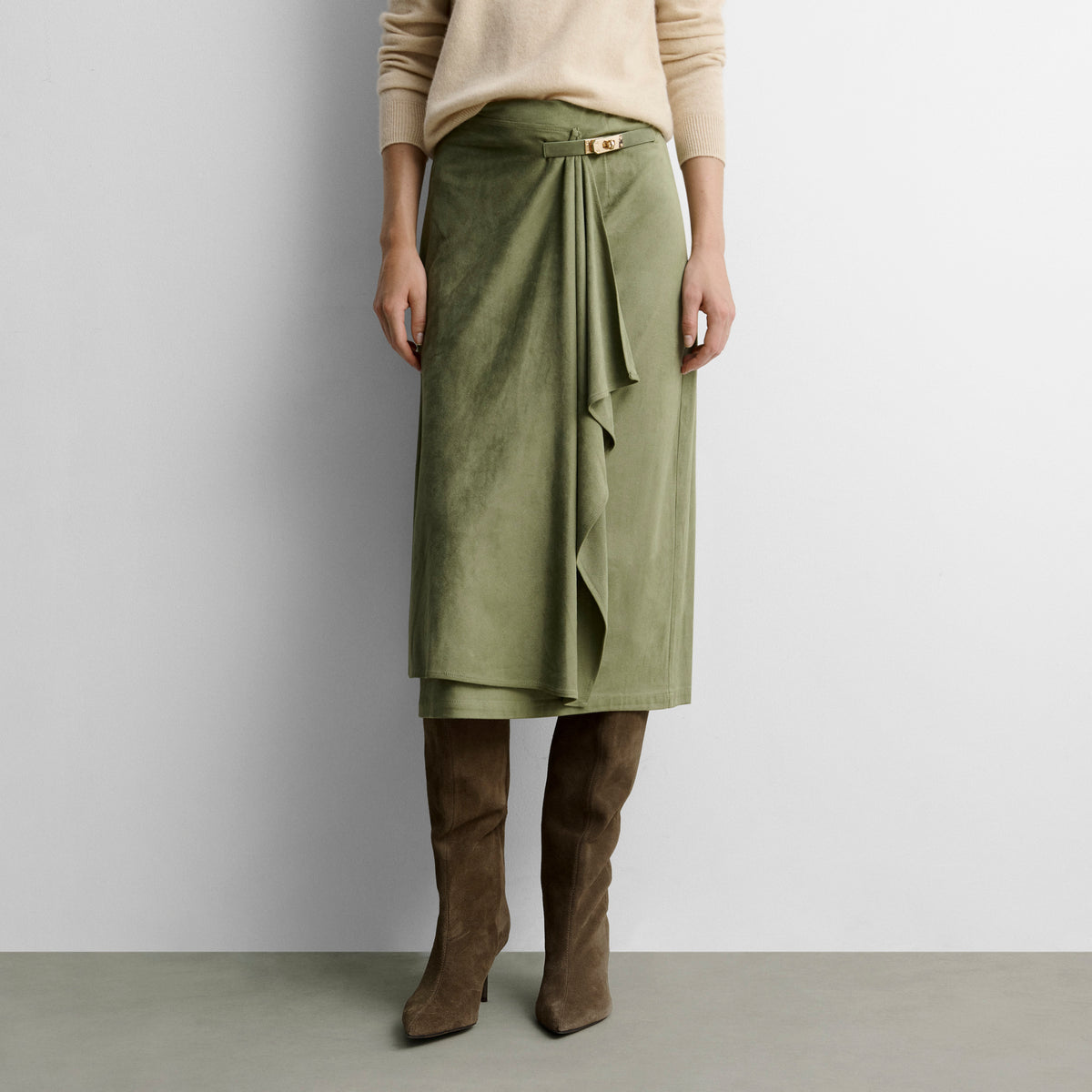 Falda midi antelina