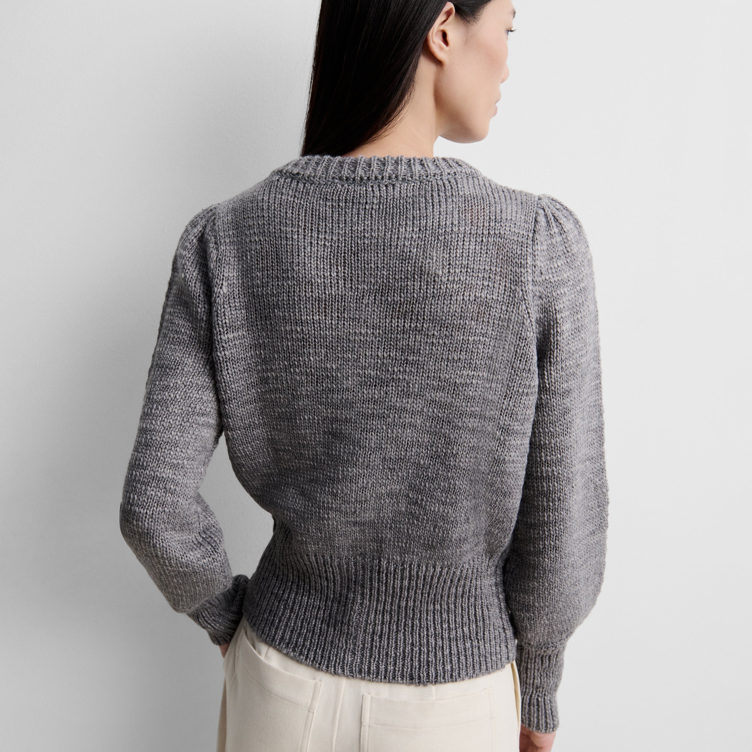 Short knit cardigan