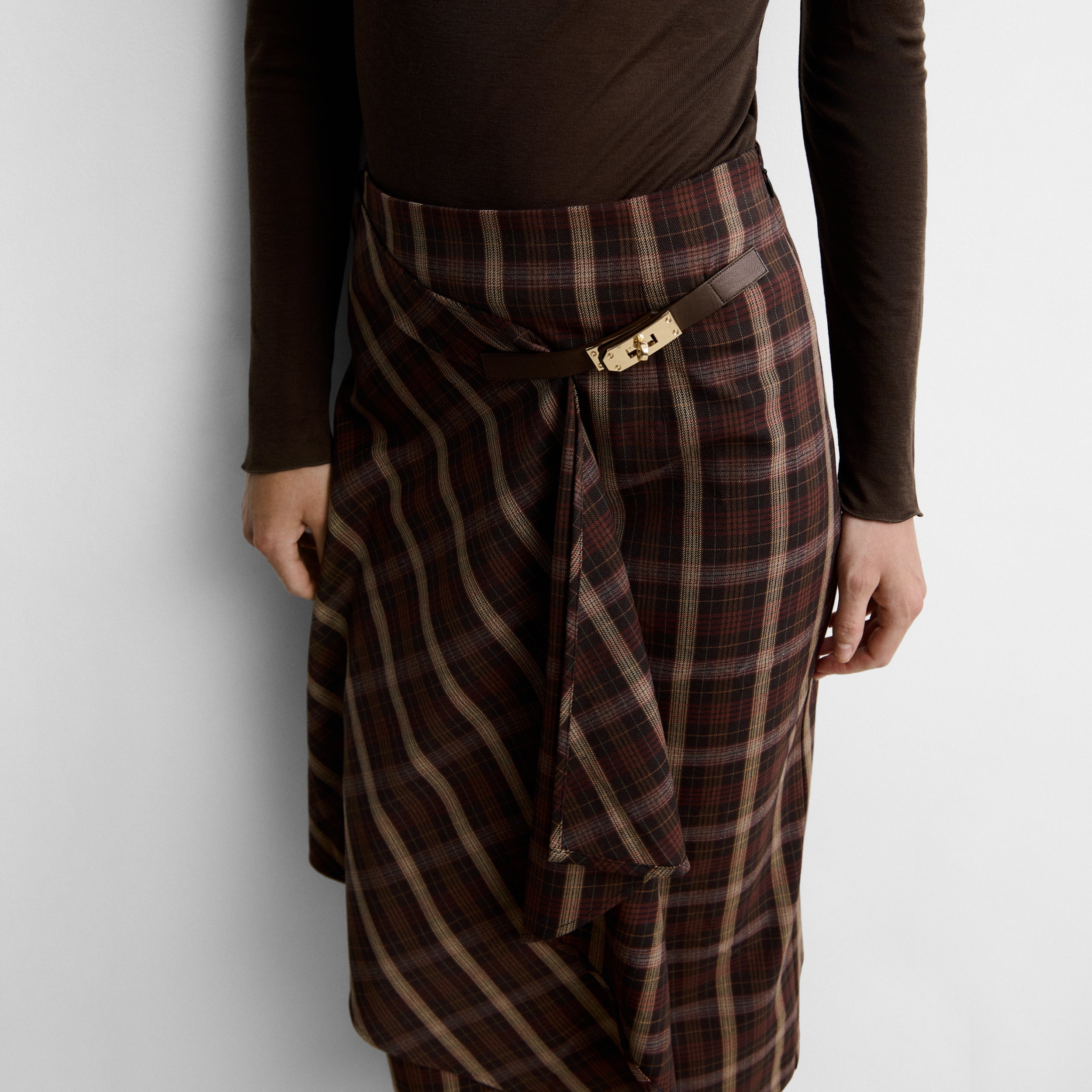 Checked skirt with metal hardware
