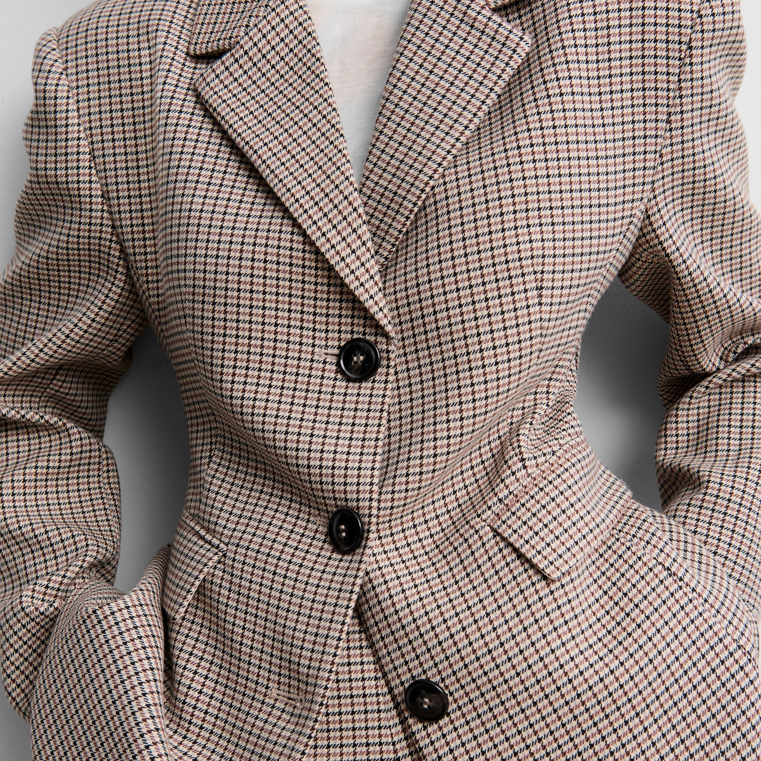 Fitted checked blazer