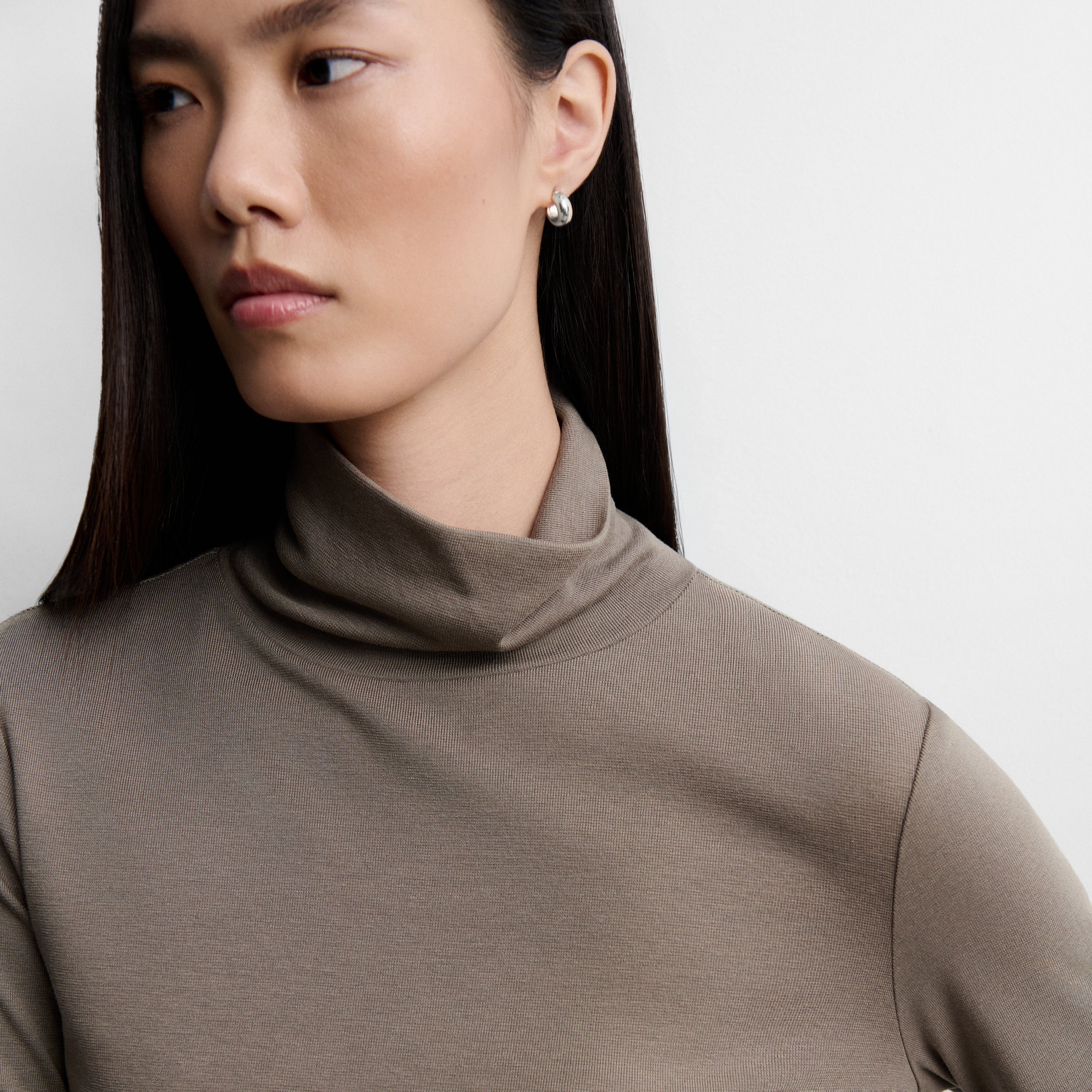 High-neck t-shirt