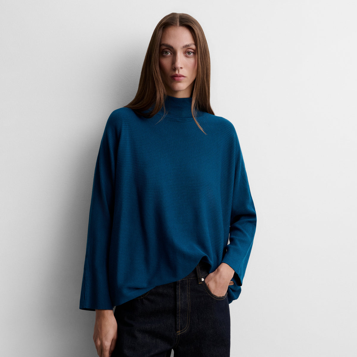 Jersey oversize cuello alto