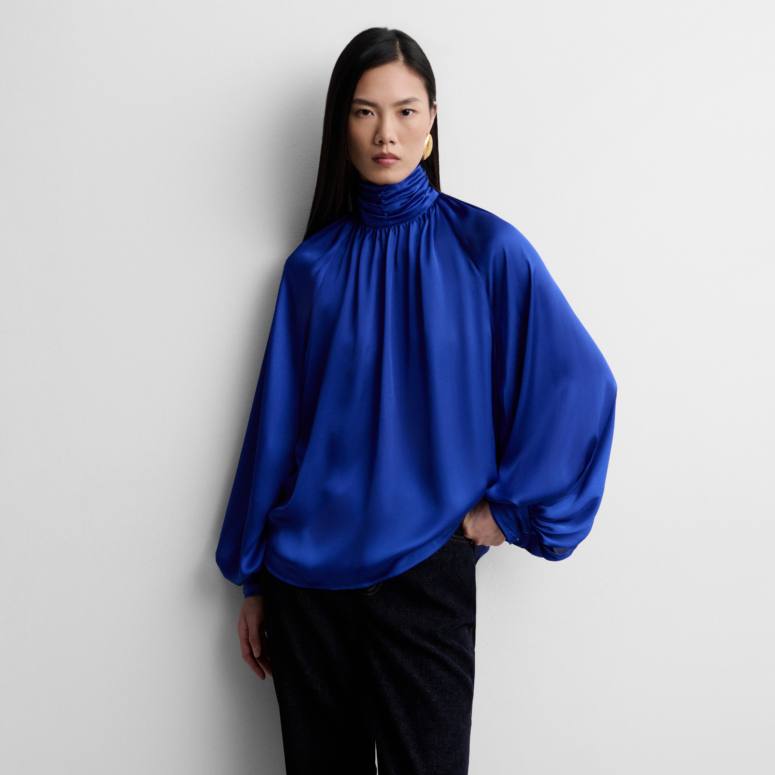 Blusa fluida satinada