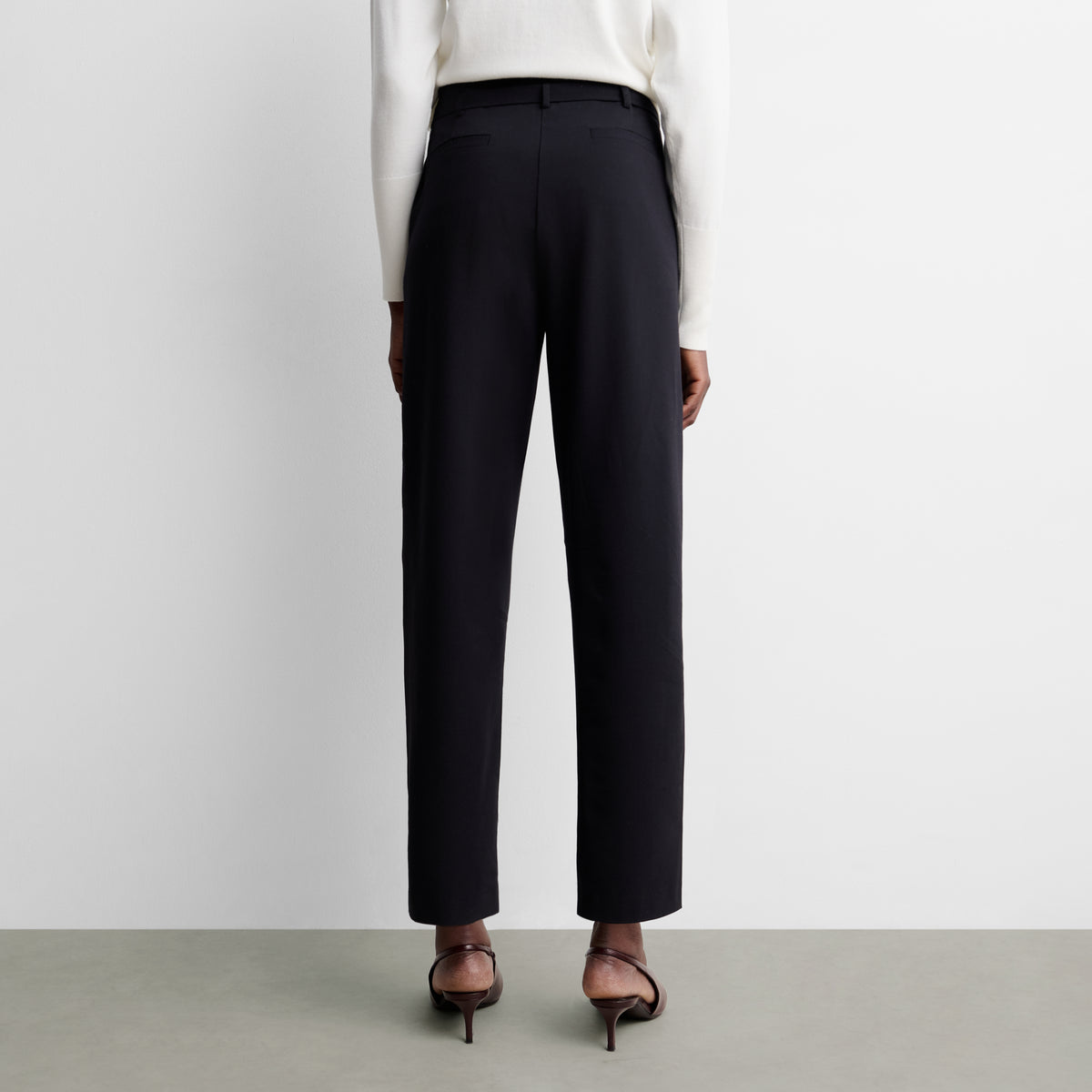 Pantalón recto cinturón
