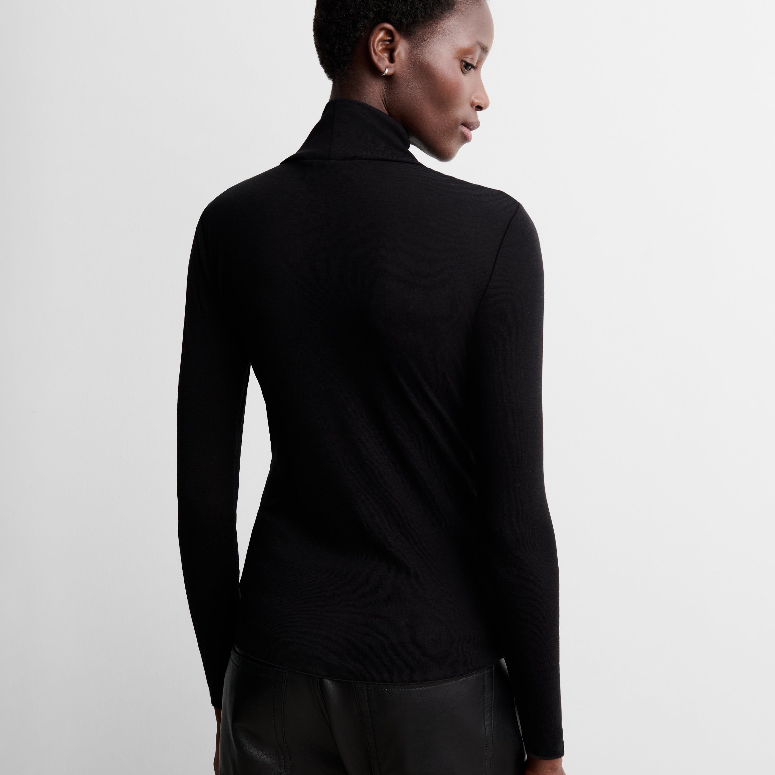 High-neck t-shirt
