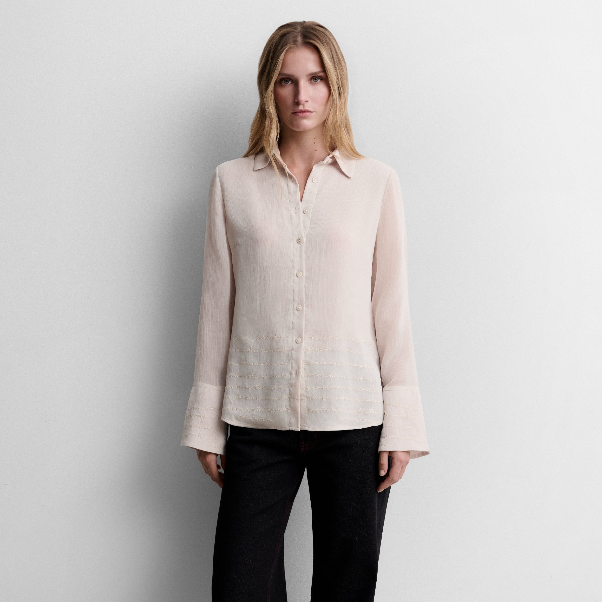 Fluid embroidered shirt