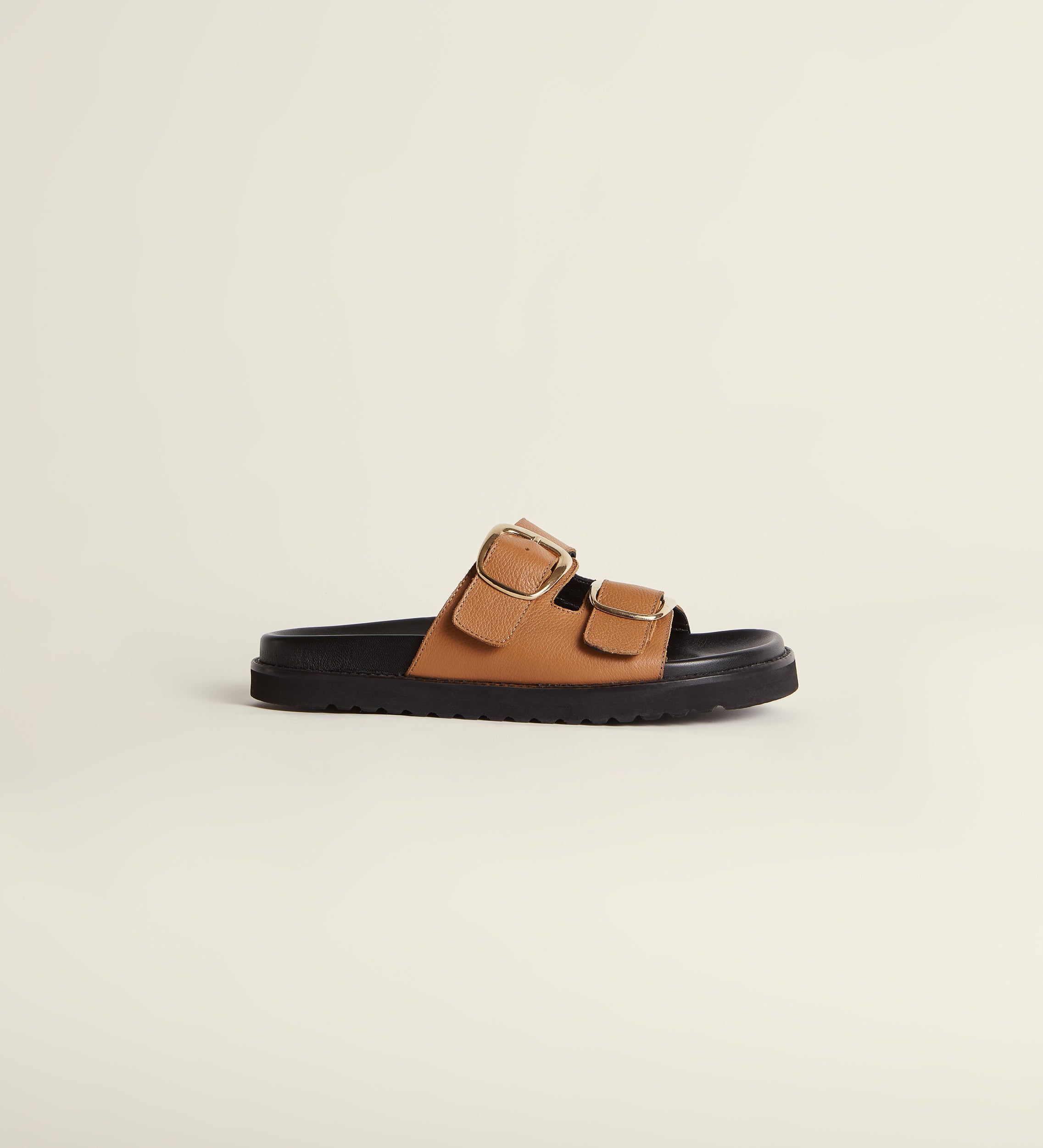 Flat leather sandal