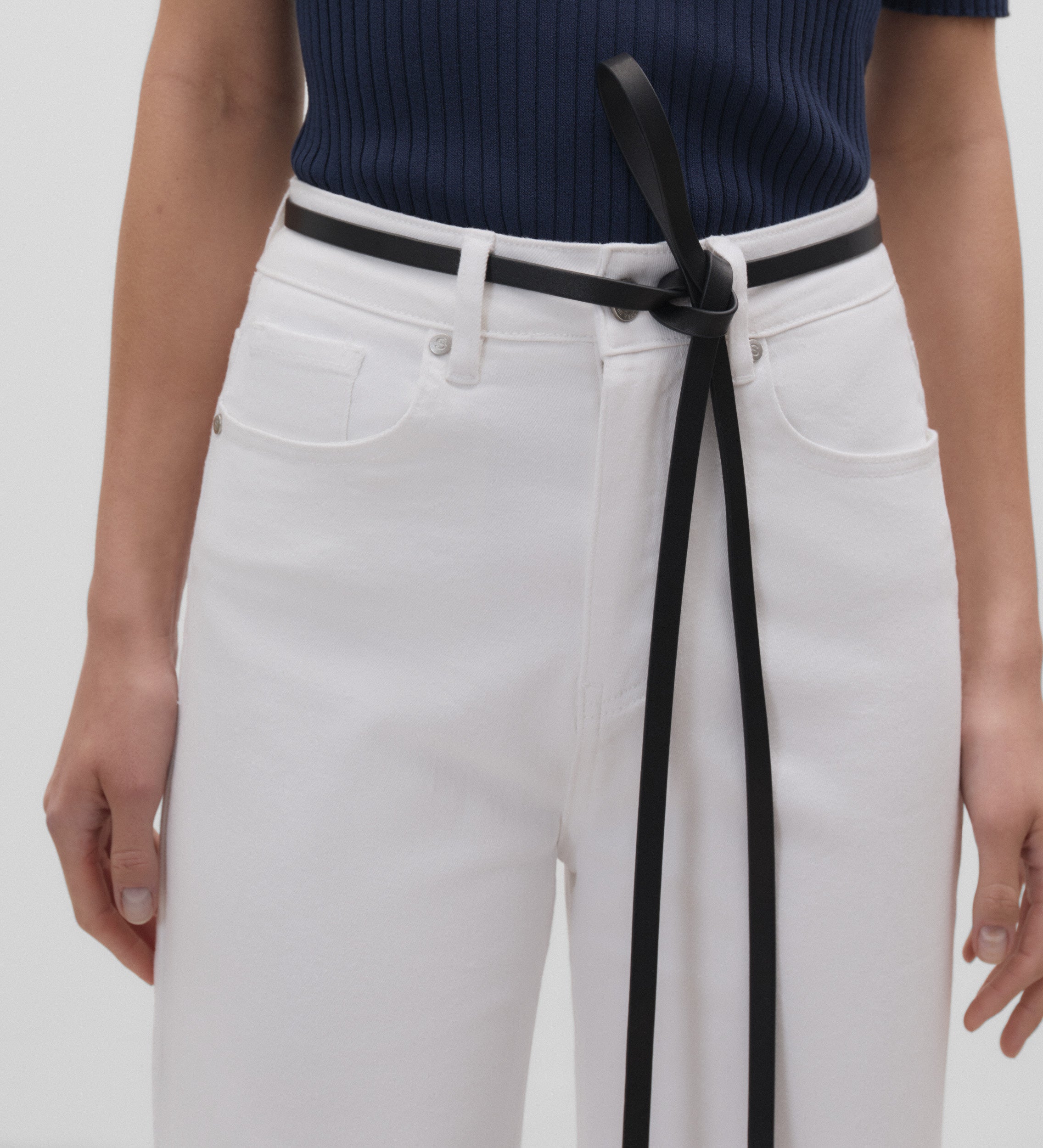 Pantalón pierna ancha
